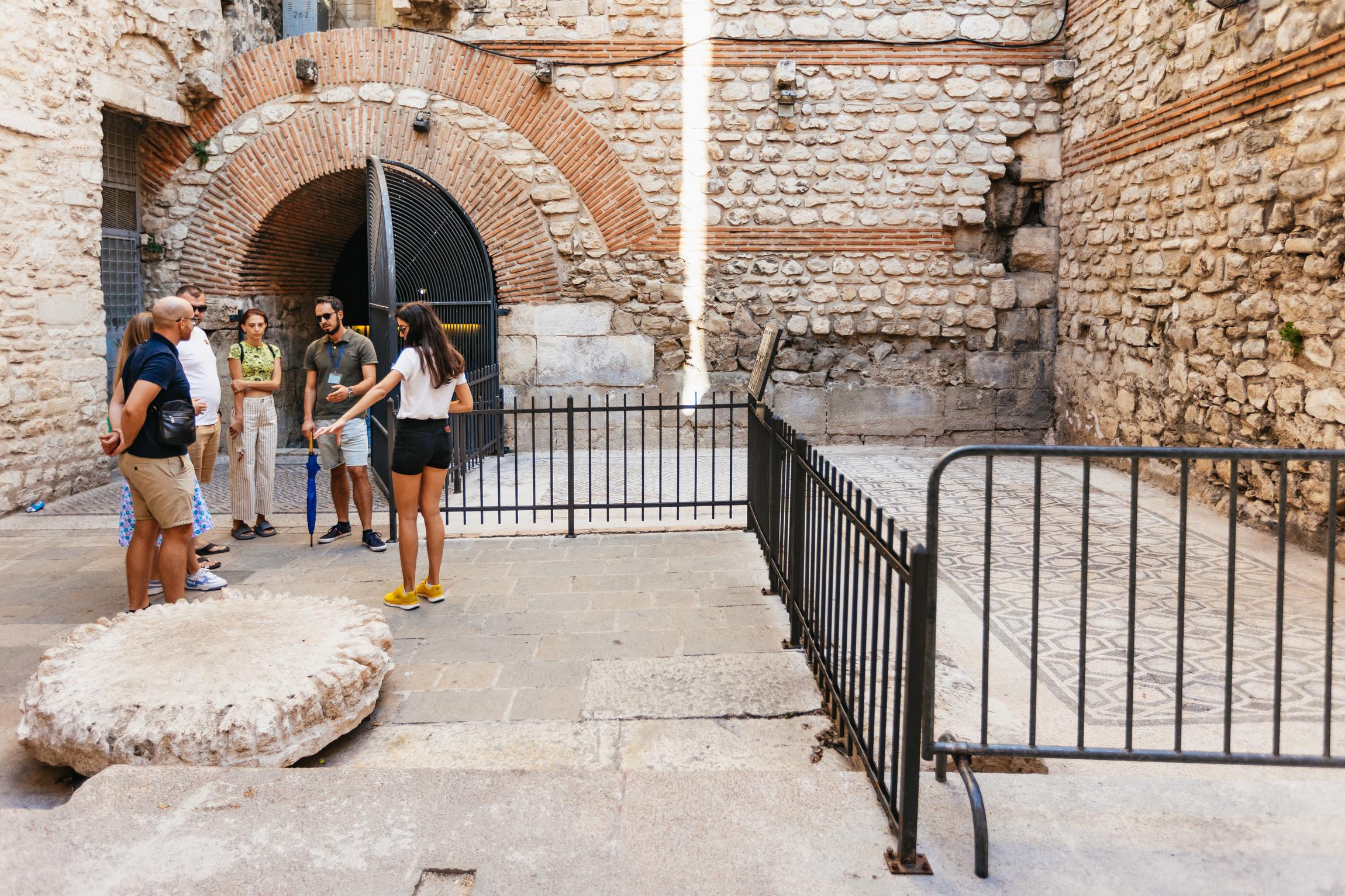 Split Old Town & Diocletian’s Palace Small Group Tour