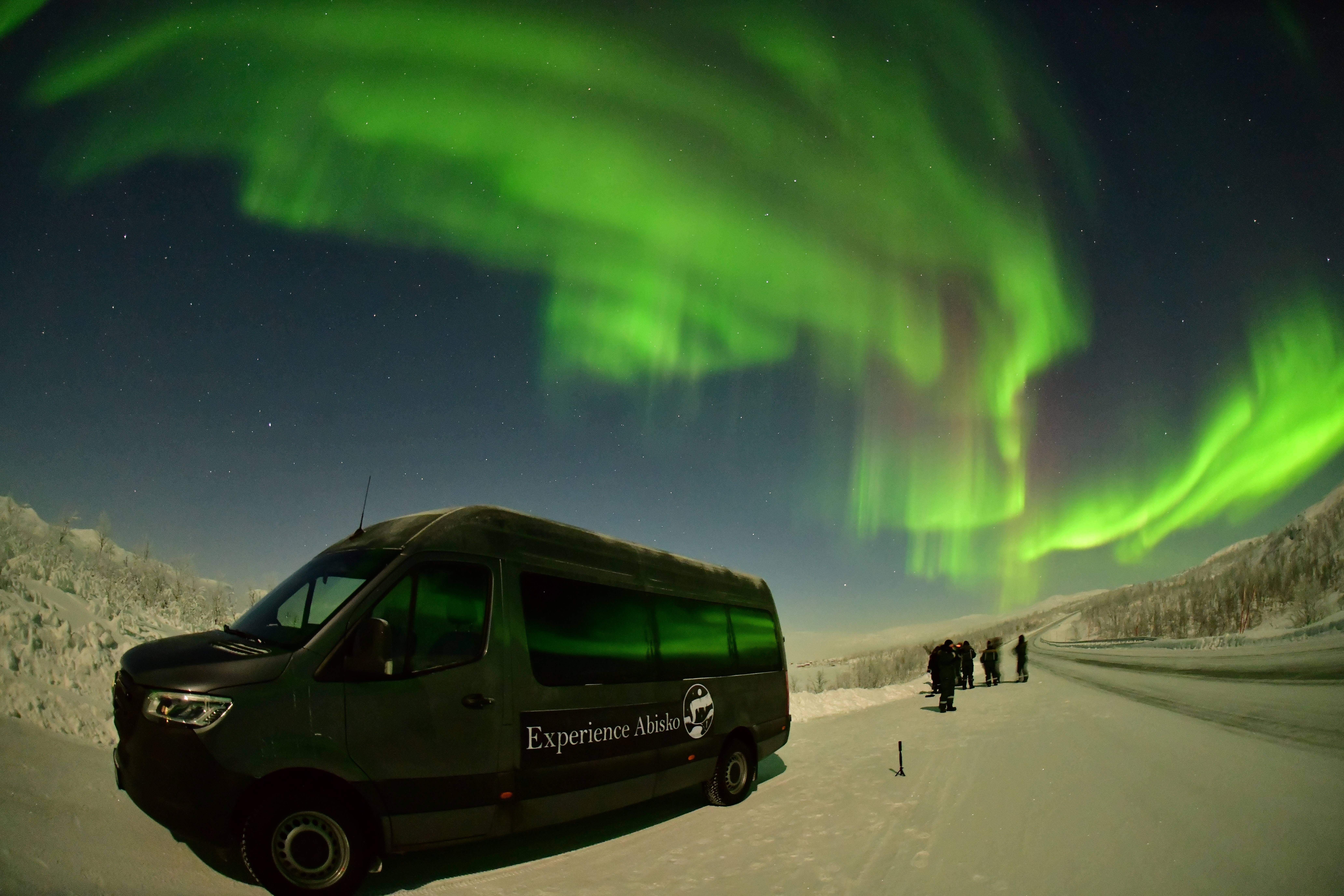 Northern Lights Van Hunt in Abisko
