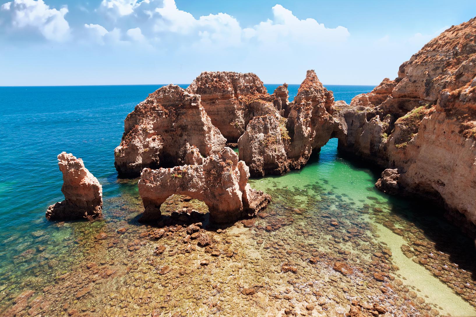 Algarve Coastal Discovery: Lagos & Albufeira Full-Day Excursion