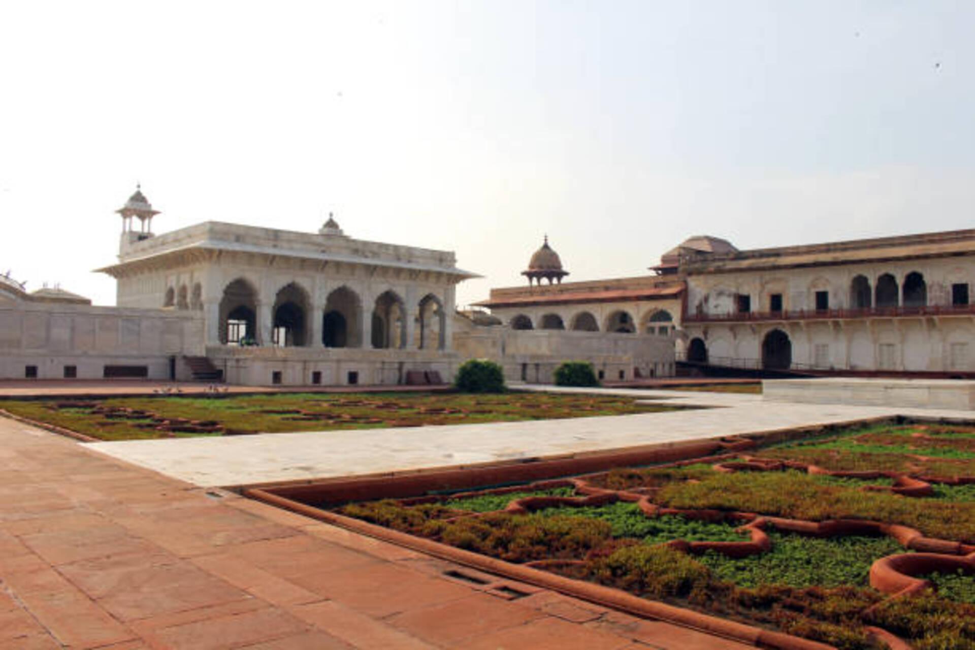Agra Heritage Express: Agra Fort, Baby Taj & Mehtab Bagh