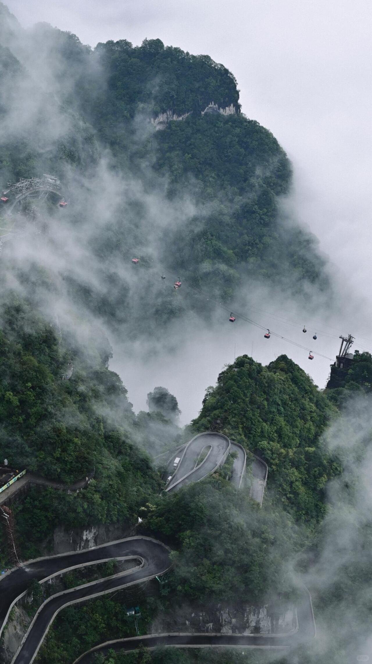 Zhangjiajie 3-Day Summer Escape: Rafting, Glass Bridge & Furong Ancient Town