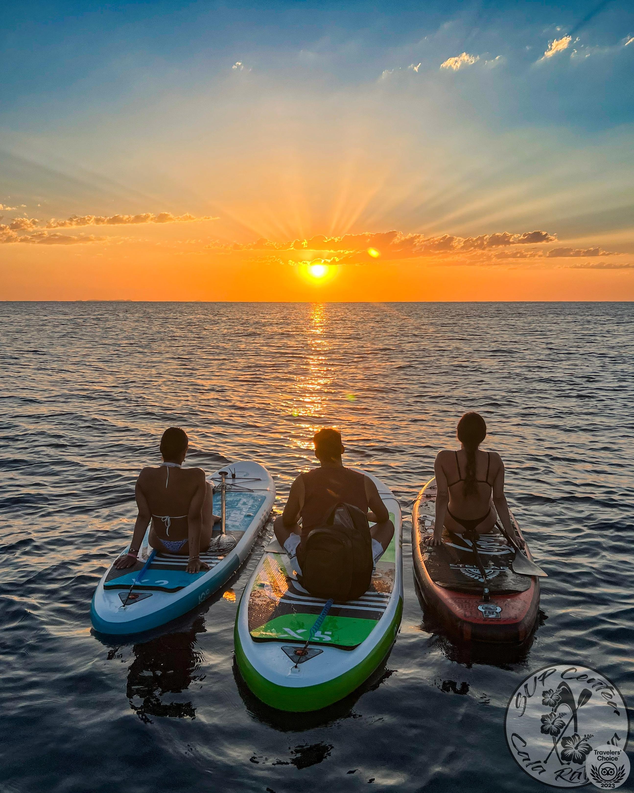 Stand Up Paddle Sunrise Experience in Cala Ratjada
