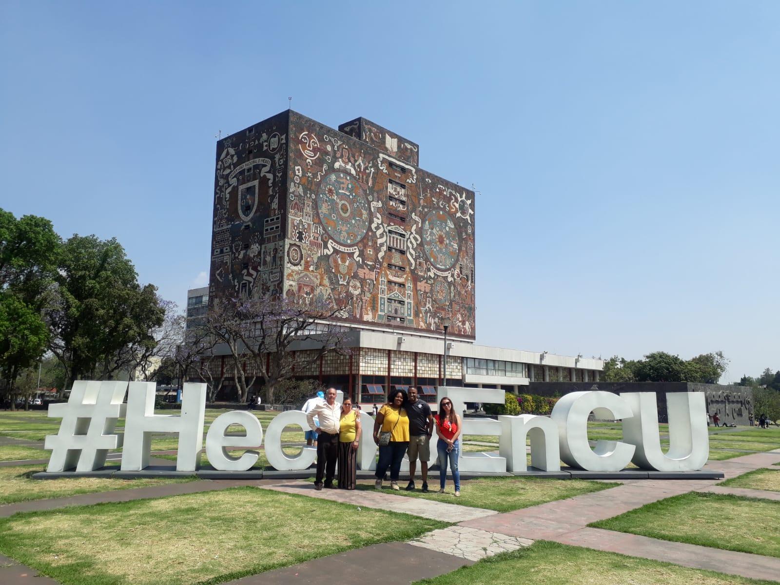 Private Mexico City Heritage: Coyoacán & Xochimilco Tour