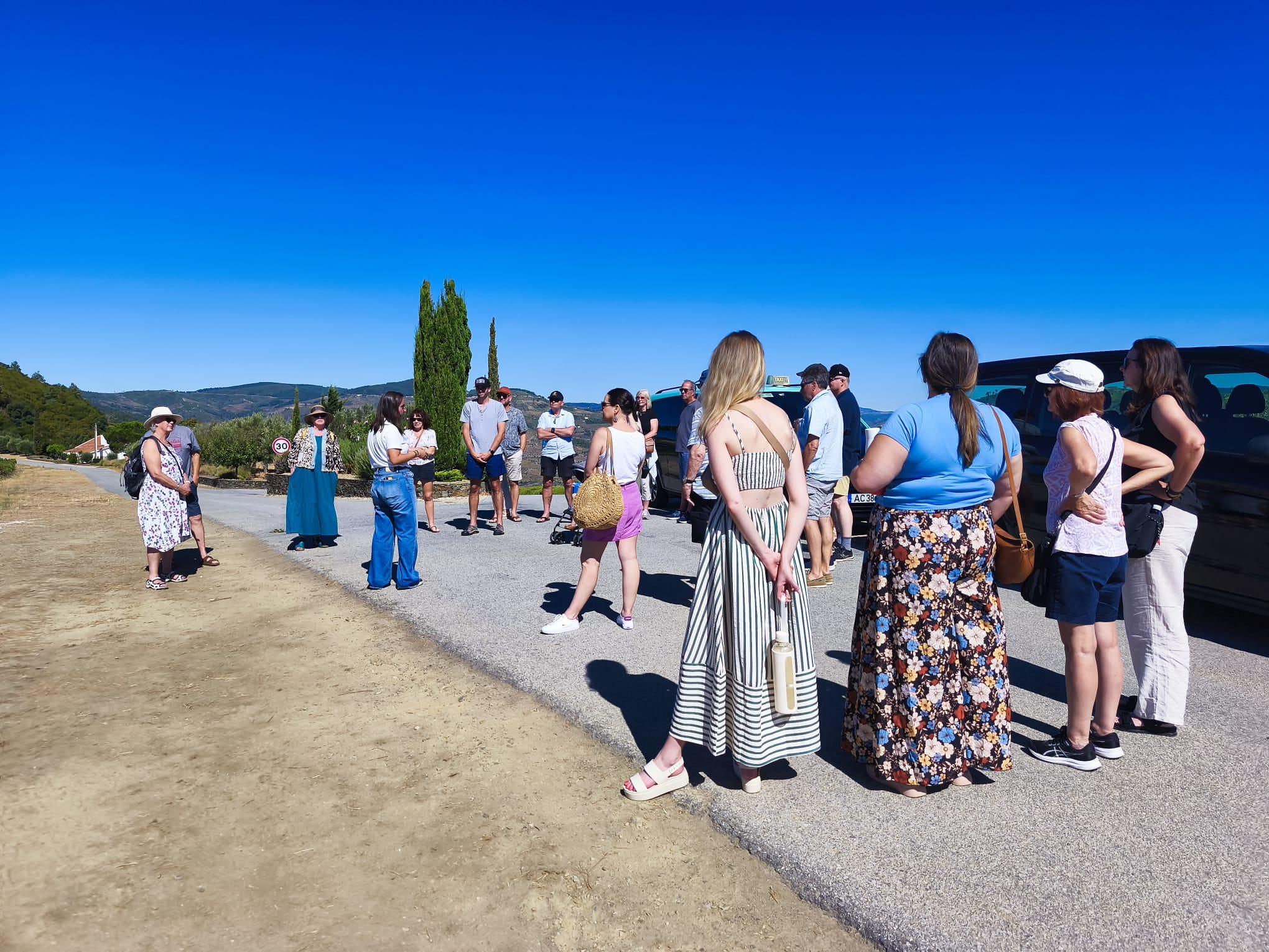 Douro Valley Full-Day Tour: Boat Ride, Twin Winery Tastings & Lunch