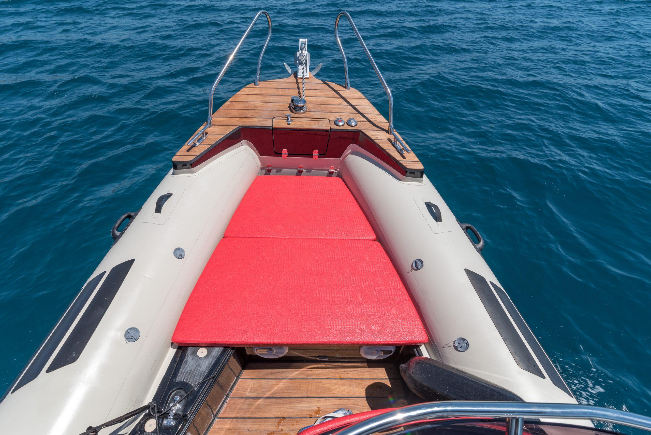 Private Adriatic Islands & Blue Cave Speedboat Expedition