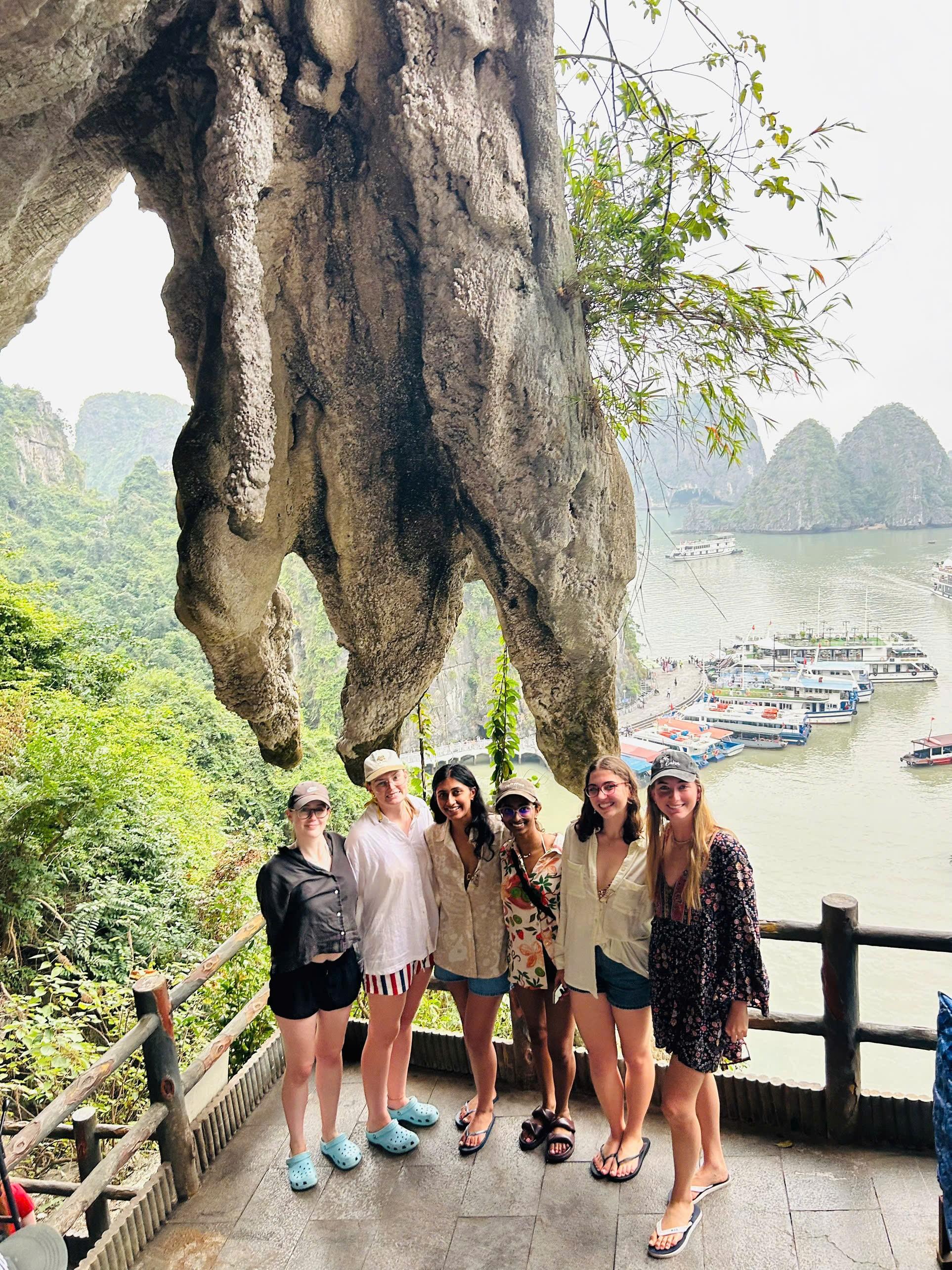 Ha Long Bay Full-Day Cruise: Caves, Kayaking & Scenic Views