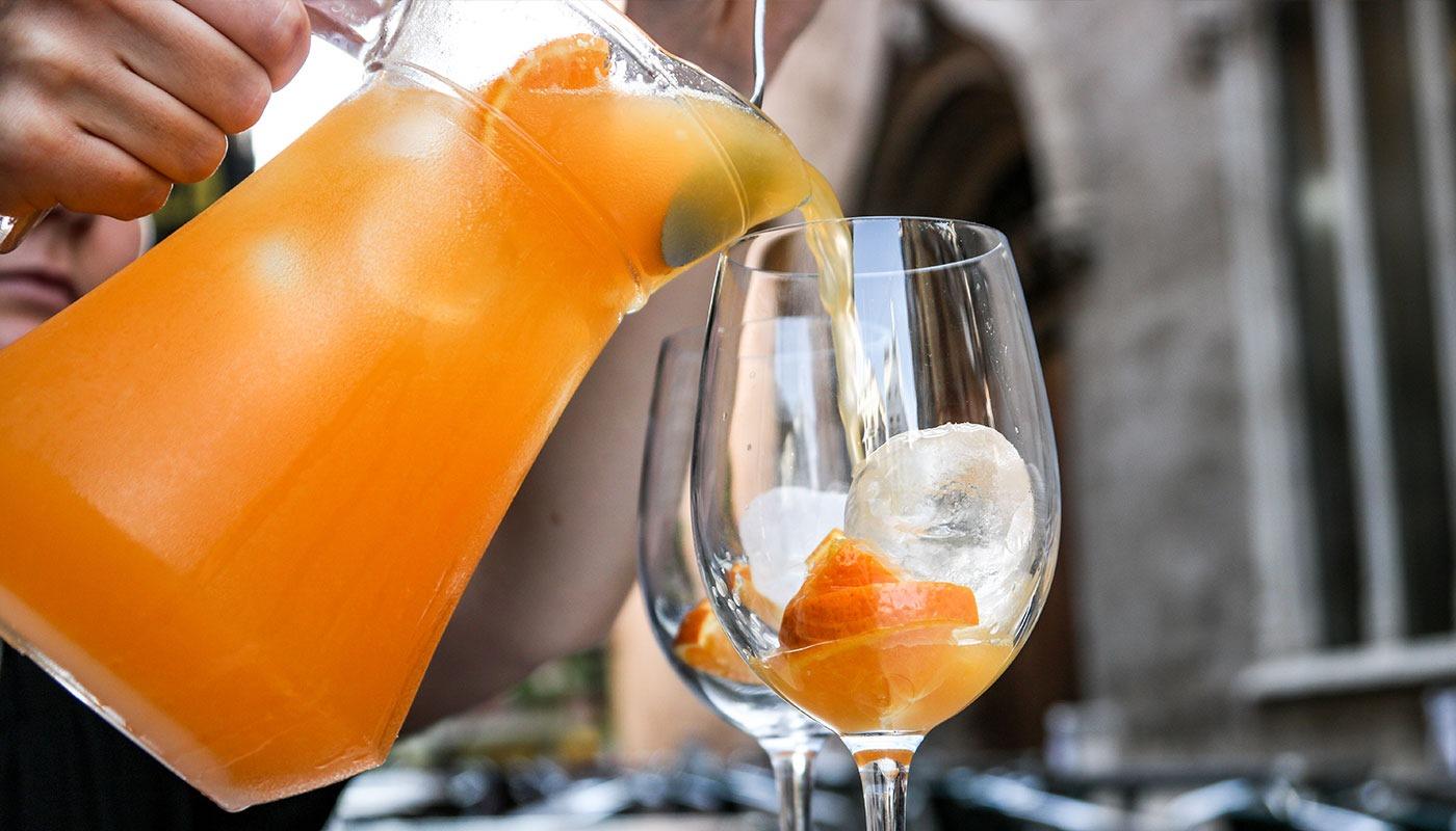 Valencia Food Tour with Tapas & Drinks