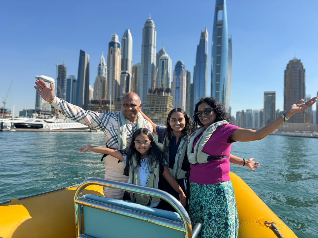 Dubai Marina Speedboat Sightseeing Tour