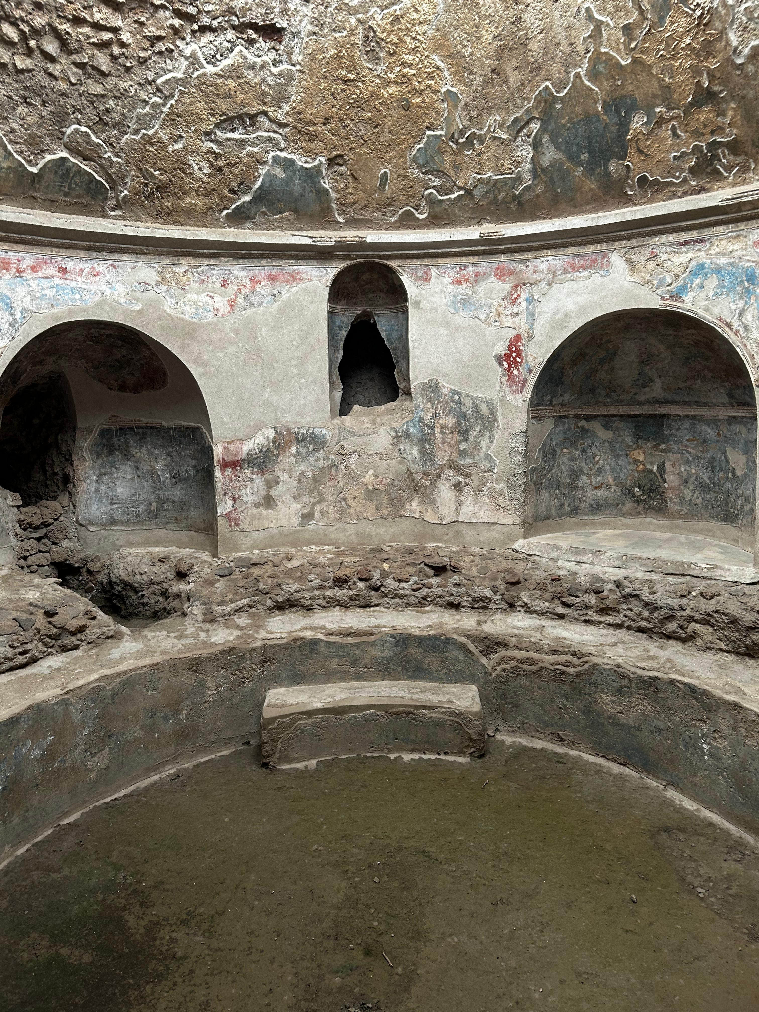 Pompeii Private Walking Tour with Skip-the-Line Access