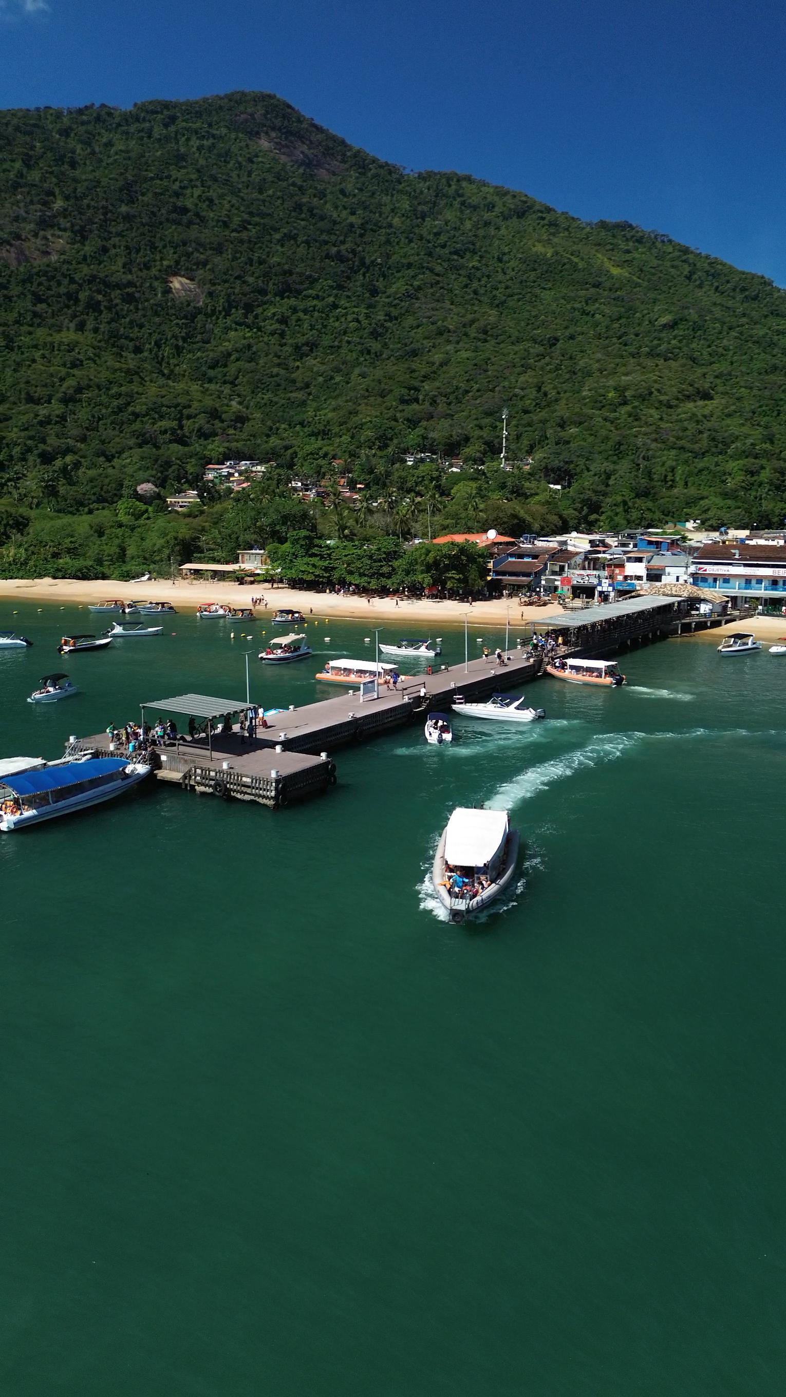 Shared Boat & Van Transfer: Ilha Grande to Rio de Janeiro