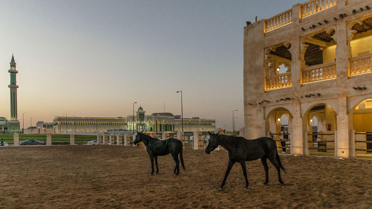 Doha Cultural Highlights: Souq Waqif, Katara & The Pearl