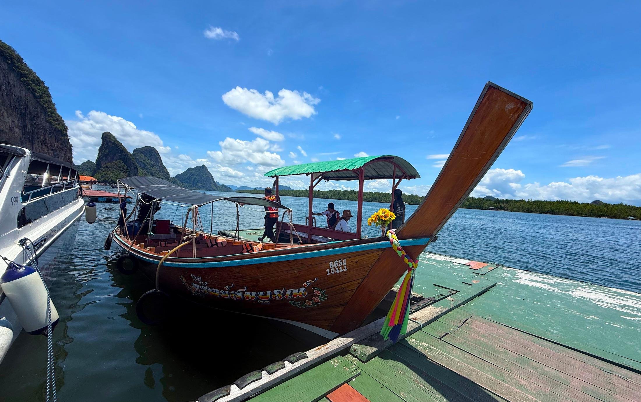 Phuket Private Full-Day Tour: James Bond Island, Ko Panyi & Samet Nangshe