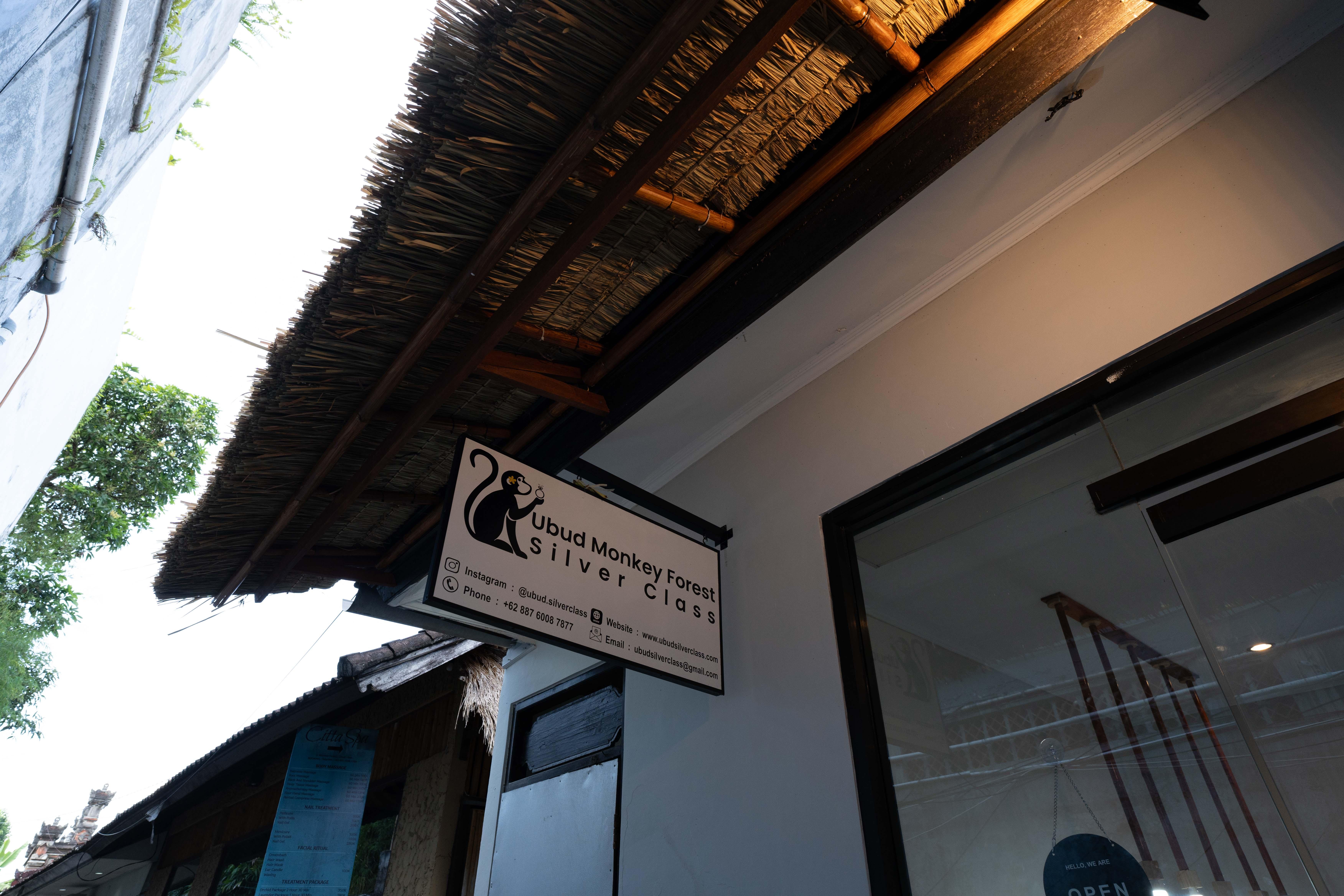 Ubud Artisan Silver Jewelry Workshop