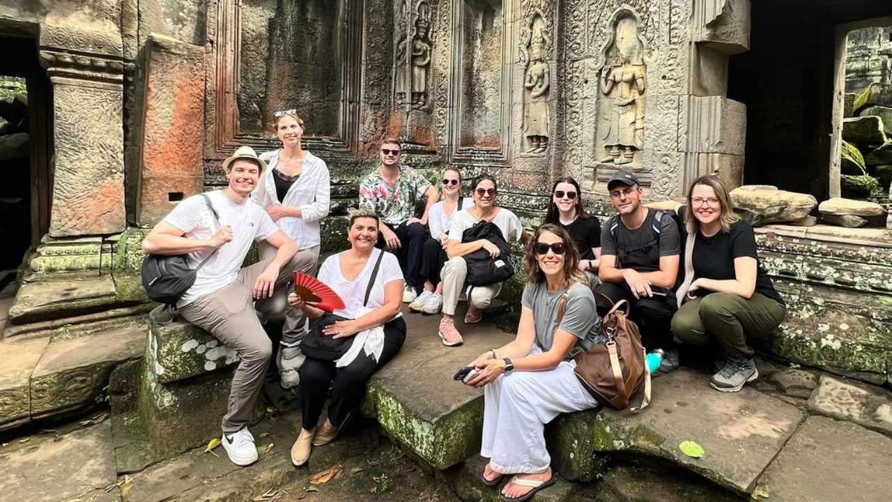 Angkor Wat Sunrise & Tonle Sap 2.5-Day Small Group Expedition