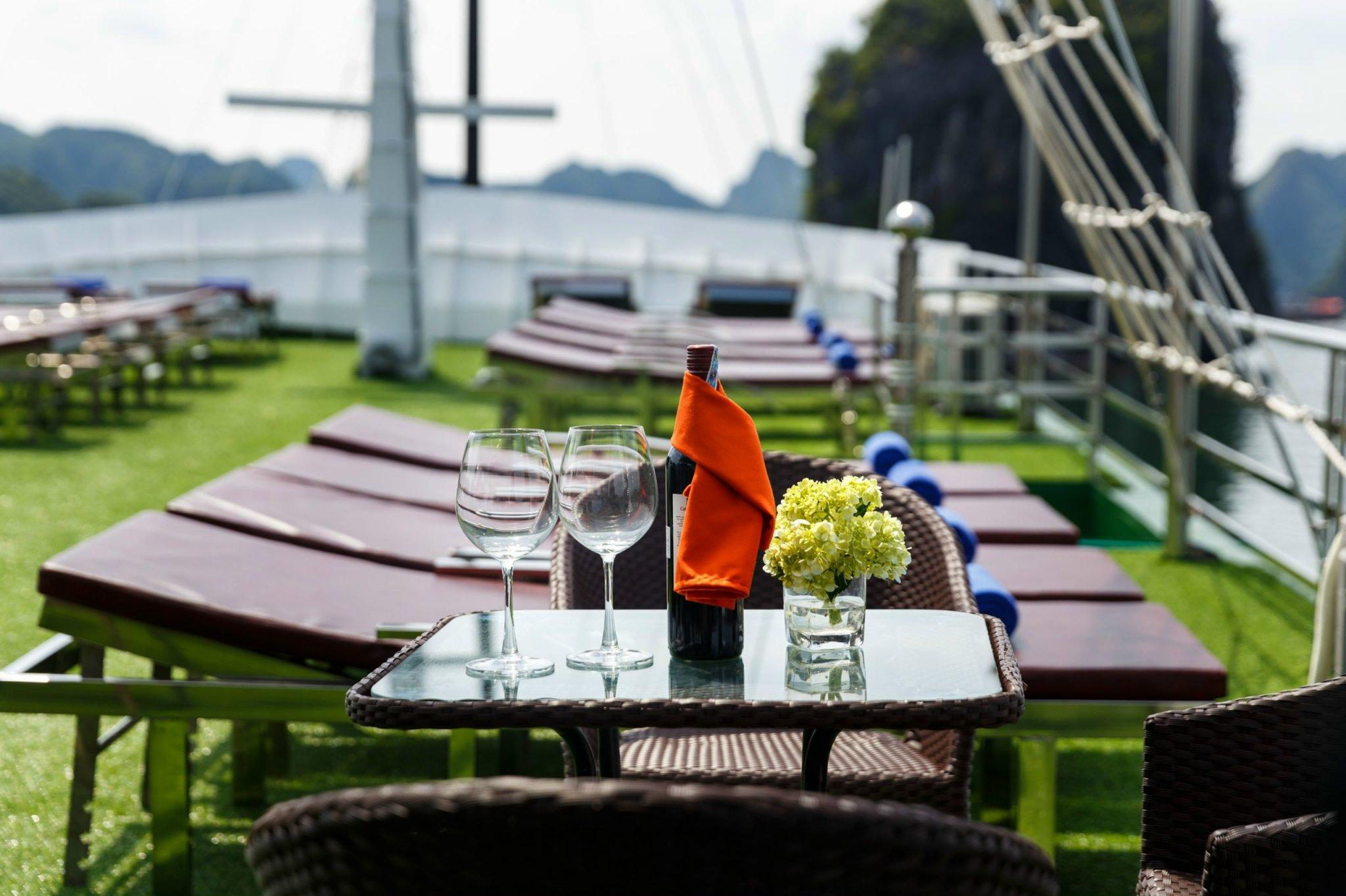 Lan Ha Bay & Halong Overnight Cruise – Private Balcony Cabins