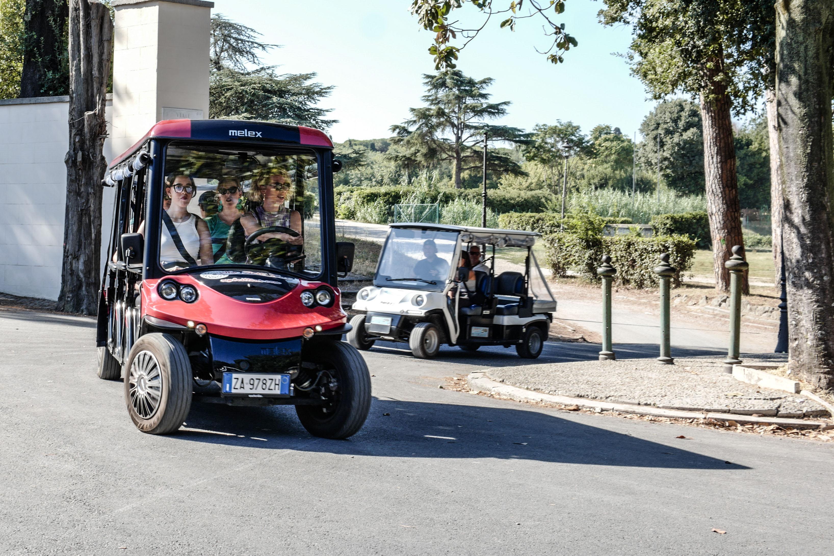 4 hour private golf cart tour Rome customisable route half day — image 2