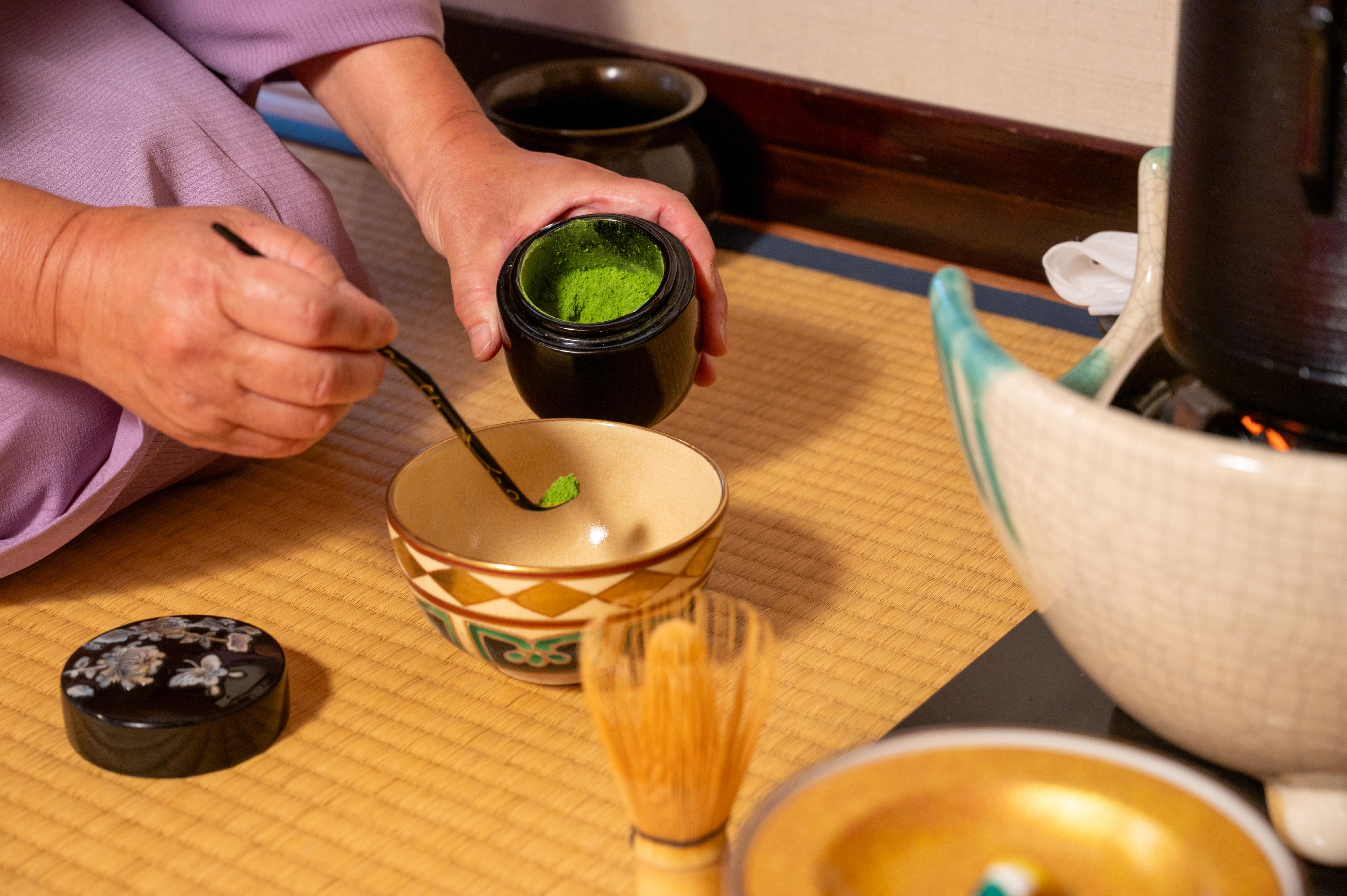 Traditional Tea Ceremony in Gion Townhouse