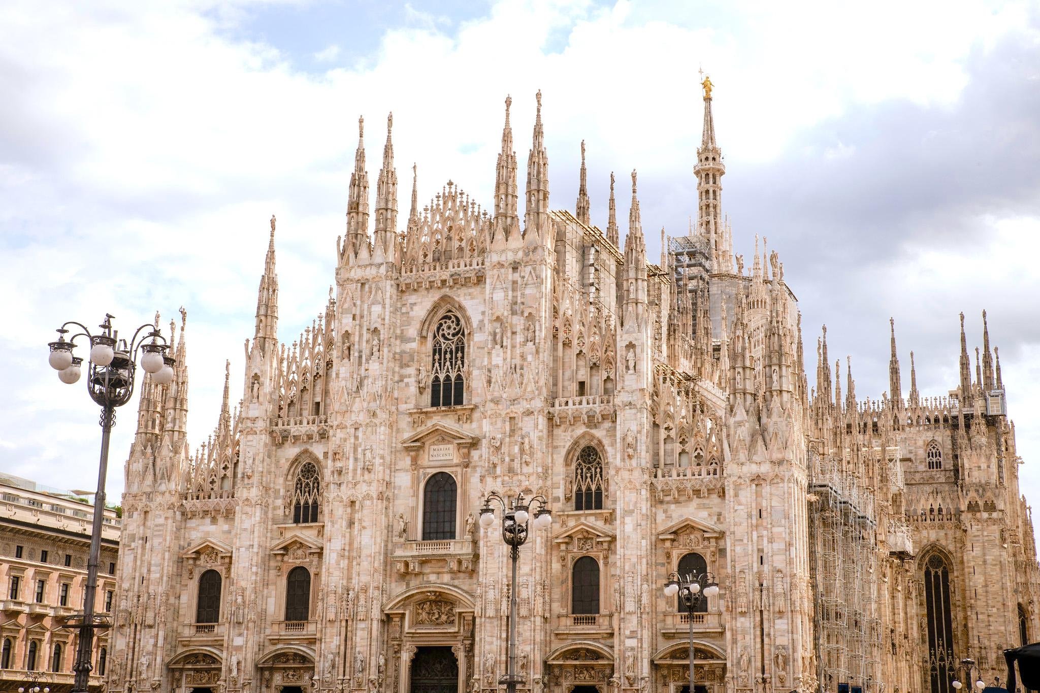 Milan Duomo & Rooftop Semi-Private Fast-Track Tour
