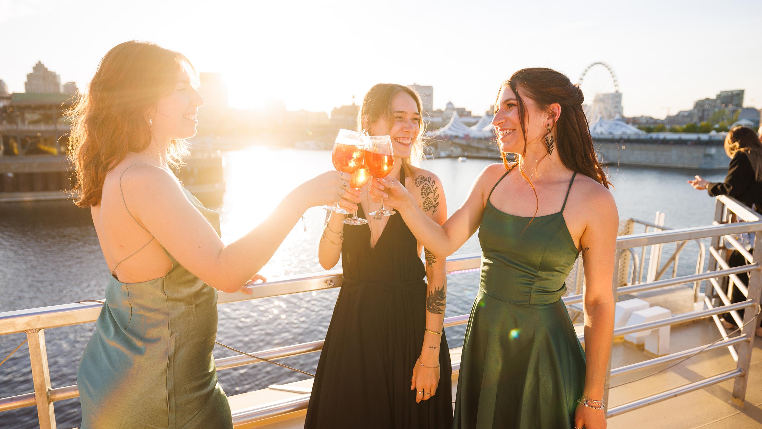 Montreal Evening River Cruise with Live DJ