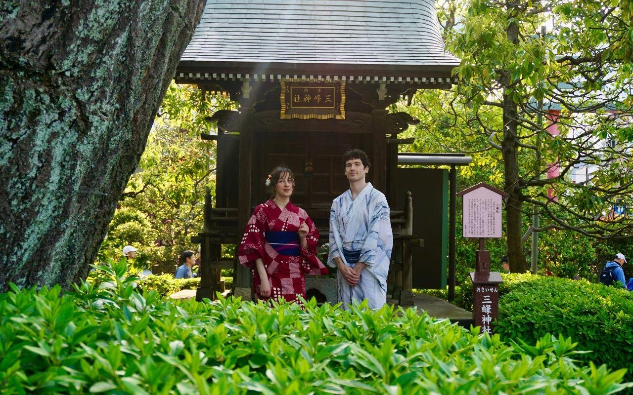 Asakusa Kimono Rental – Full-Day Traditional Dress Experience