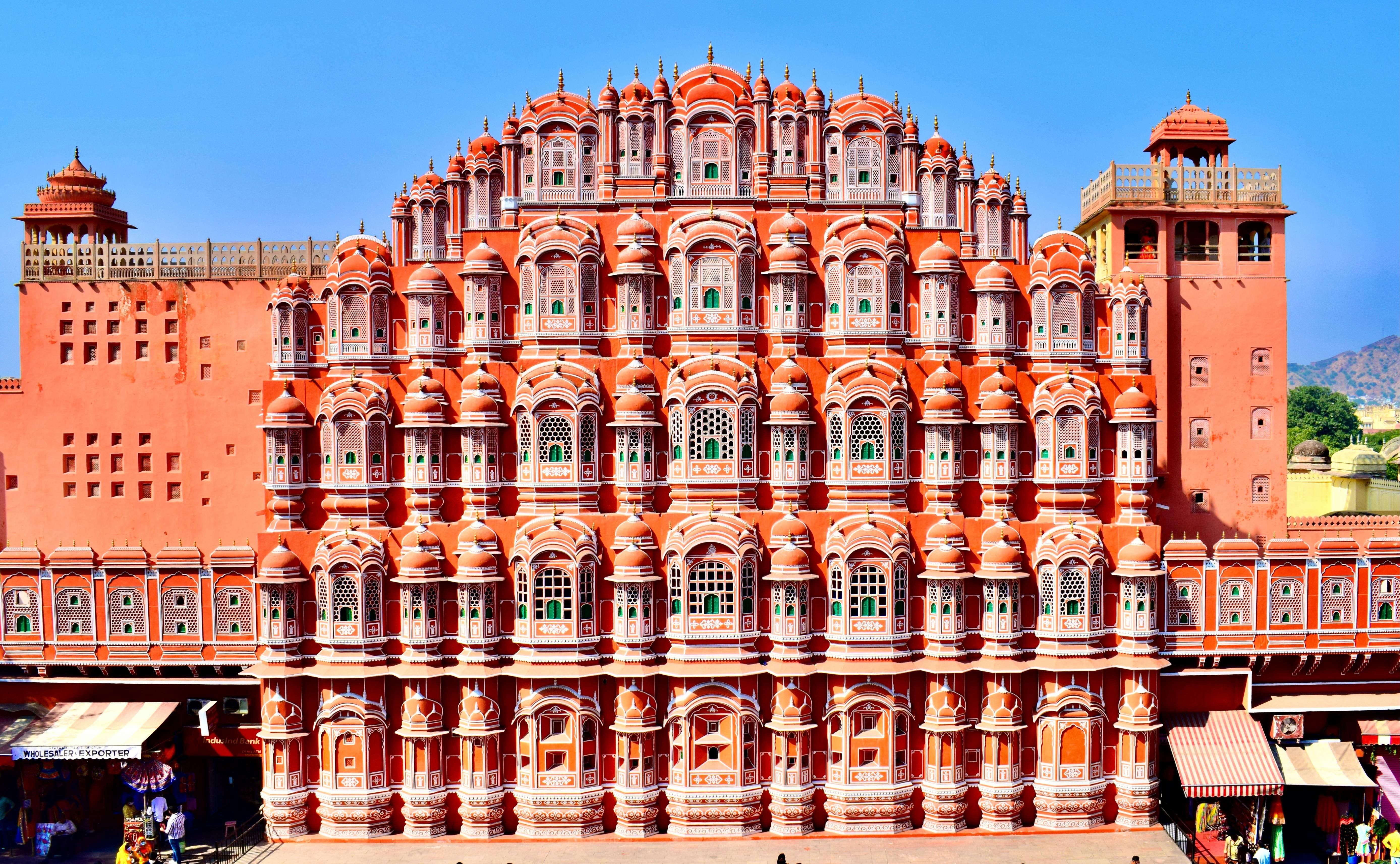 Jaipur: Jantar Mantar & Hawa Mahal Guided Walking Tour