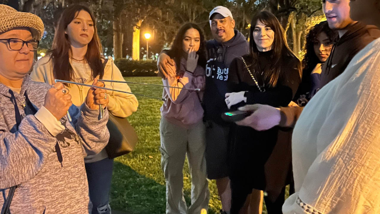 Savannah: Ghosts, Asylums, Voodoo, and Horror Walking Tour