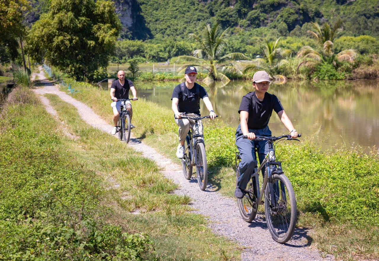2-Day Ninh Binh & Ha Long Bay Adventure from Hanoi