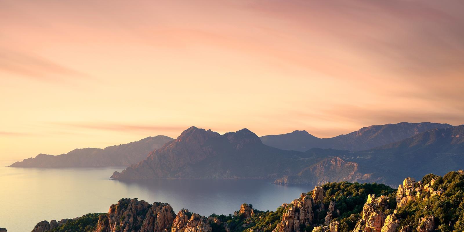Scandola Reserve and Calanques de Piana Boat Tour from Calvi