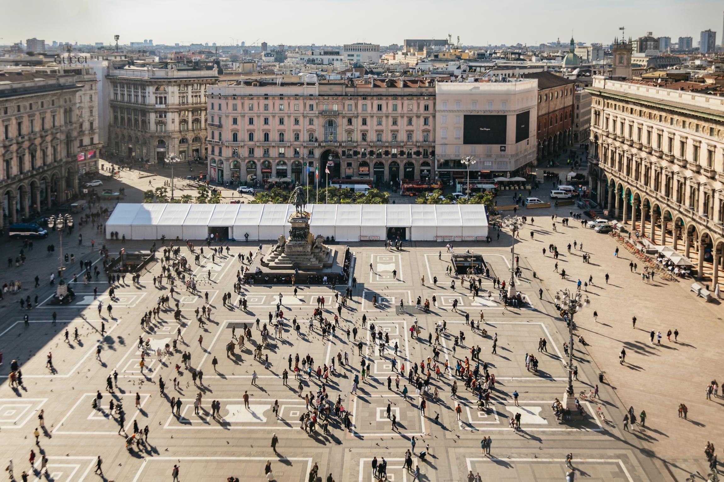 Milan Duomo: Rooftop & Cathedral Guided Tour with Skip-the-Line Access