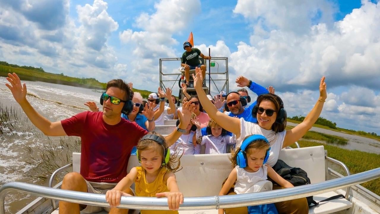 Homestead: Everglades Alligator Farm Entry and Airboat Ride