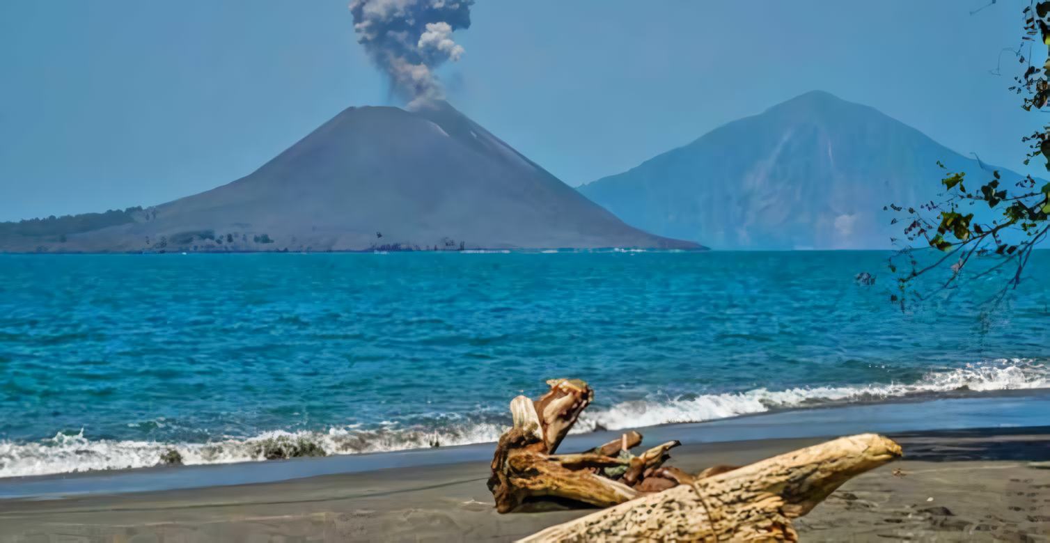 Private Mount Krakatau Volcano Adventure from Jakarta