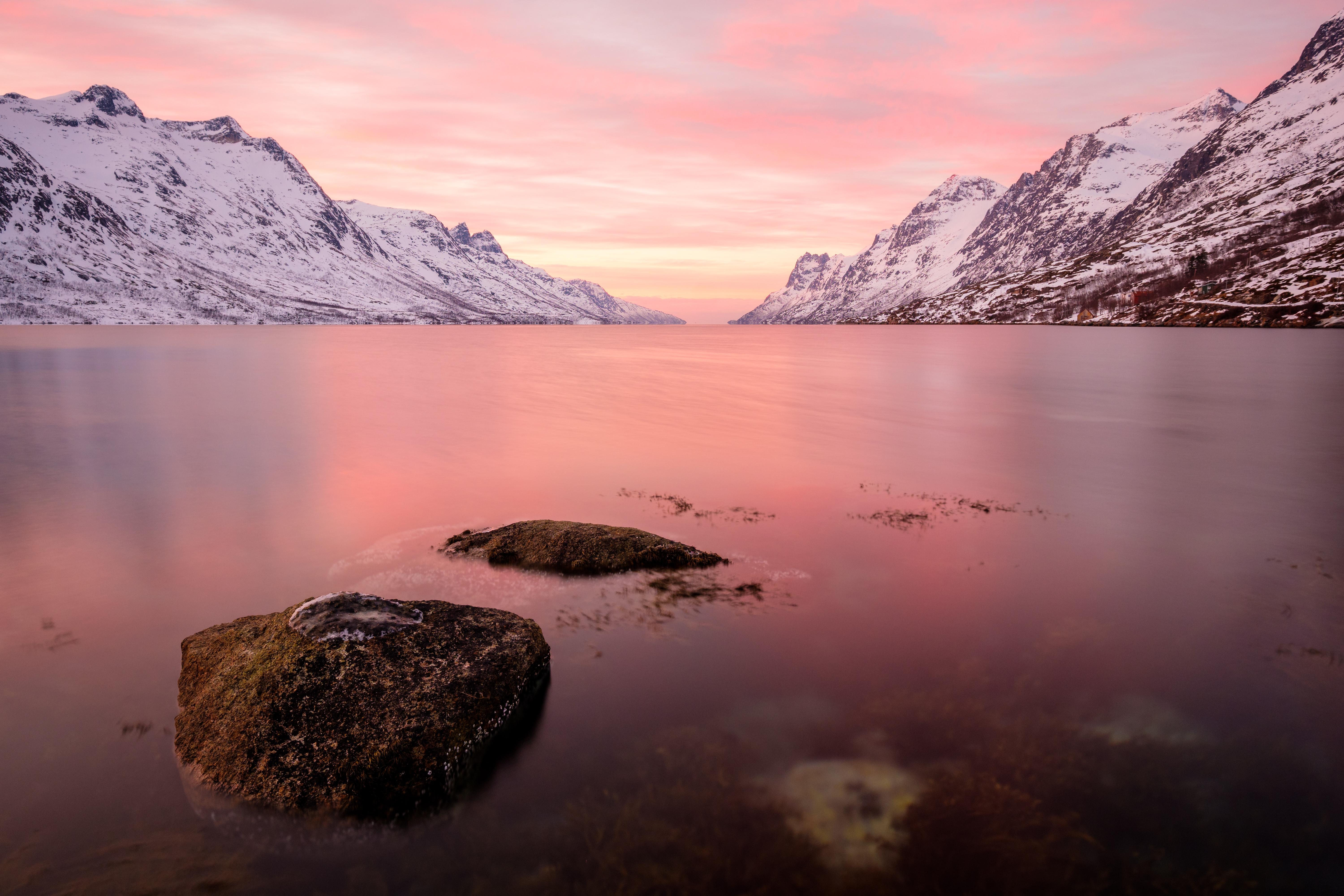 Tromsø: Sommarøy Fjord Expedition Tour & Salmon Picnic — Sommarøy island Norway tour photo 4