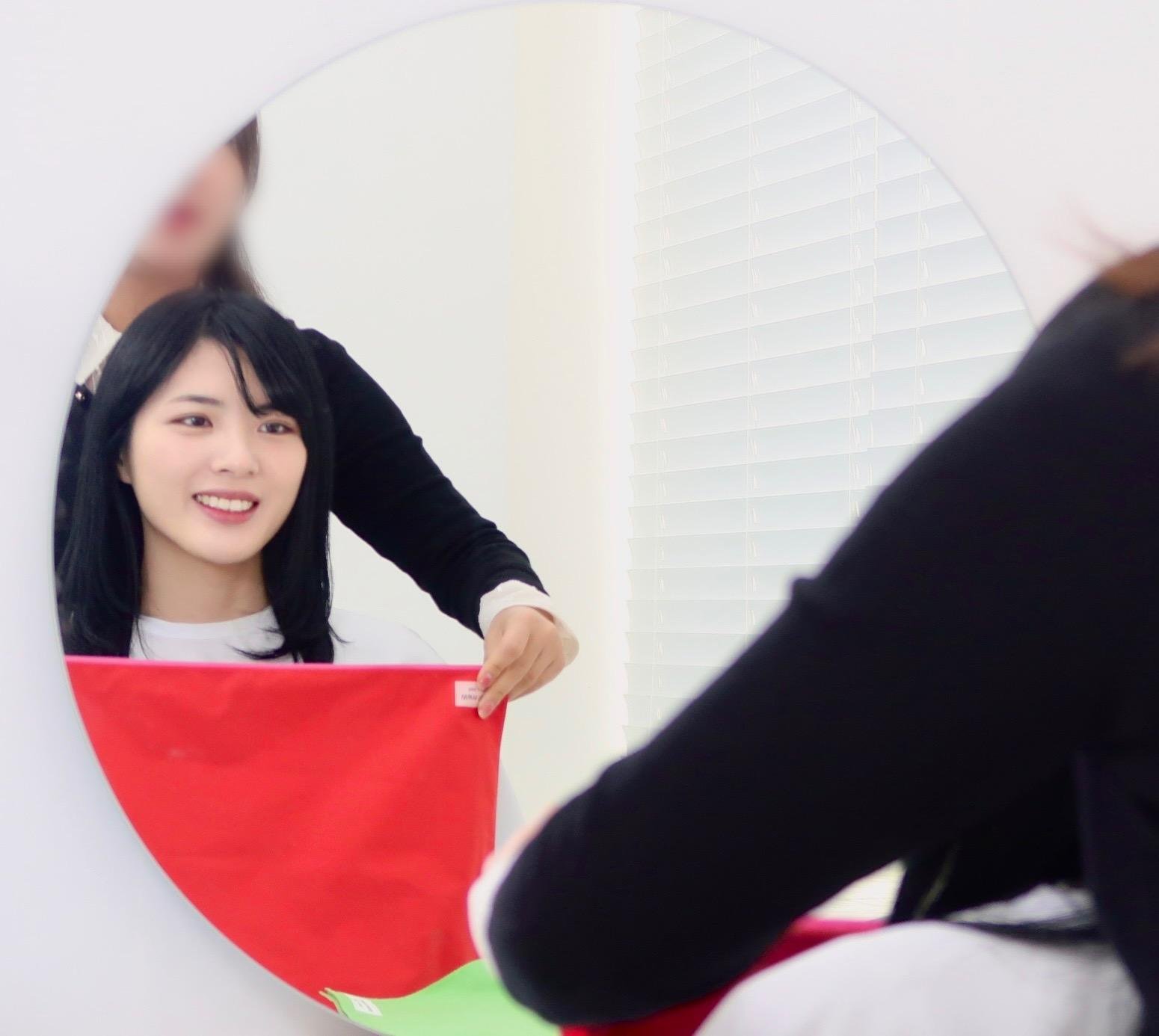 Seoul: Personal Color, Fashion, and Make-up Analysis Session — Seoul K-beauty experience photo 4