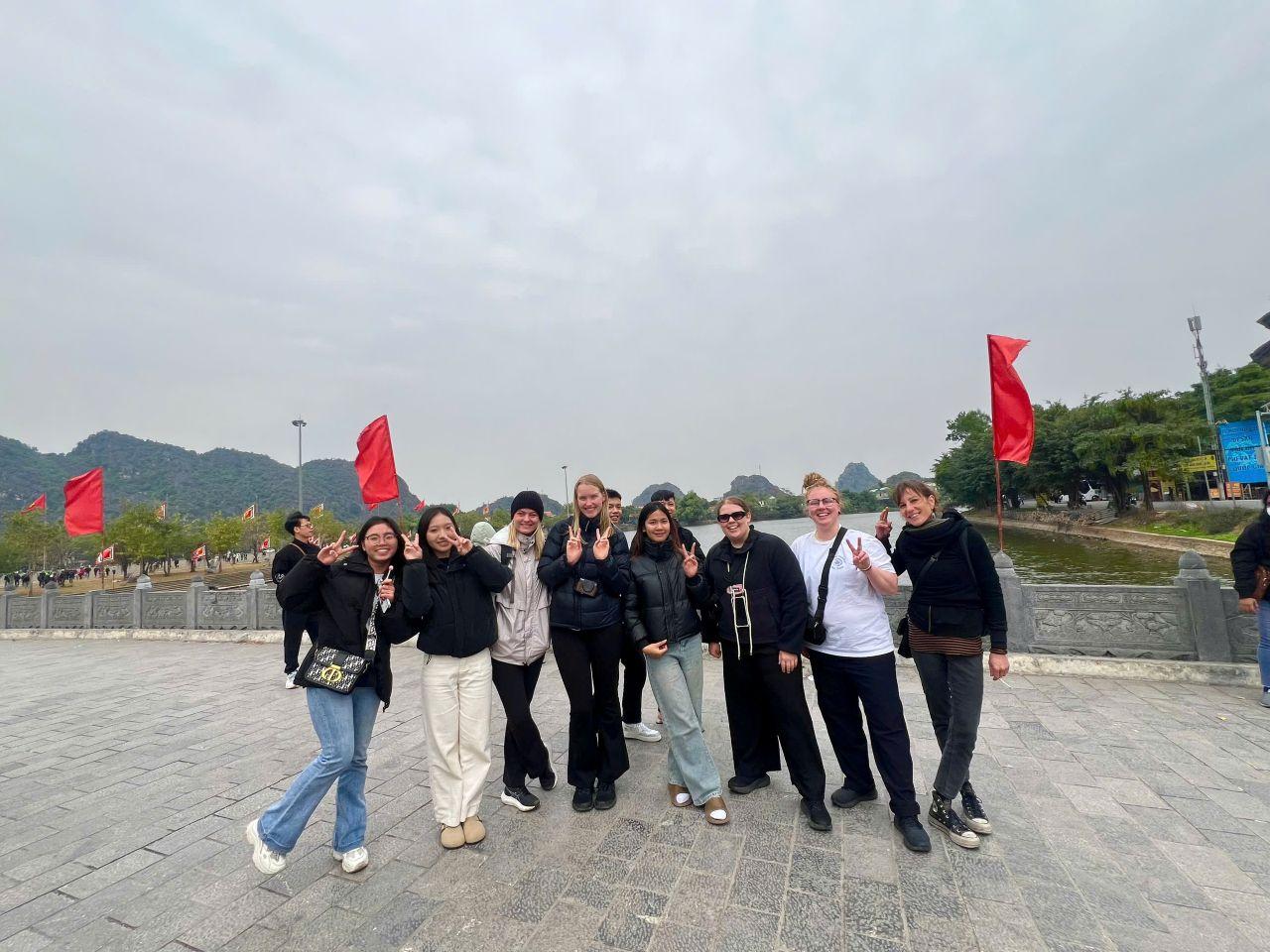 Hanoi to Ninh Binh: Hoa Lu, Trang An & Mua Cave Day Tour