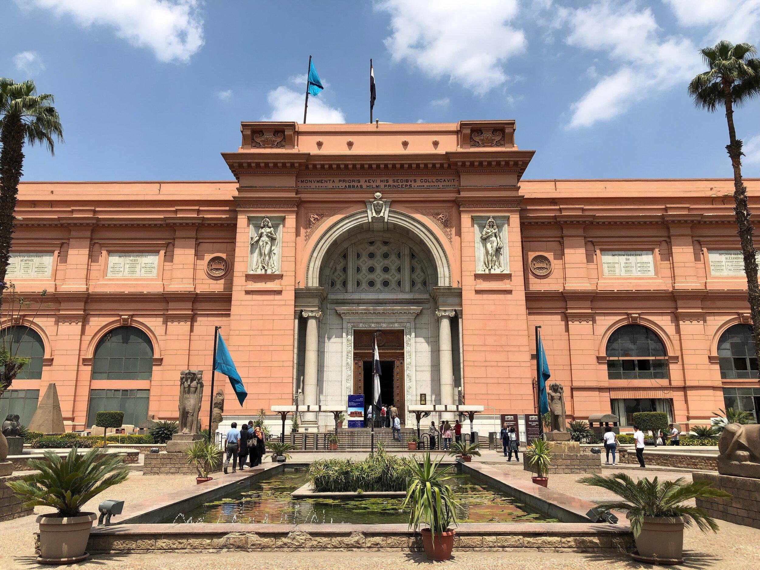 Cairo & Giza Full-Day Expedition from Hurghada