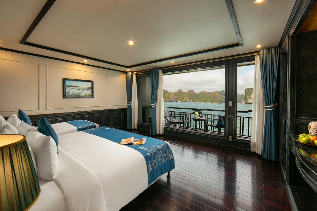 Ha Long & Lan Ha Bay 3-Day Cruise with Private Balcony