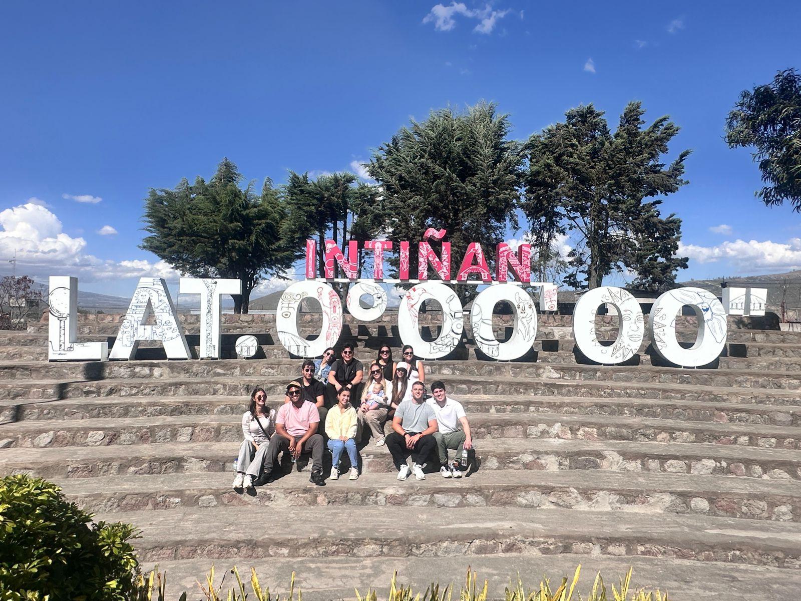 Private Quito Highlights: Colonial Center, Cable Car & Equator