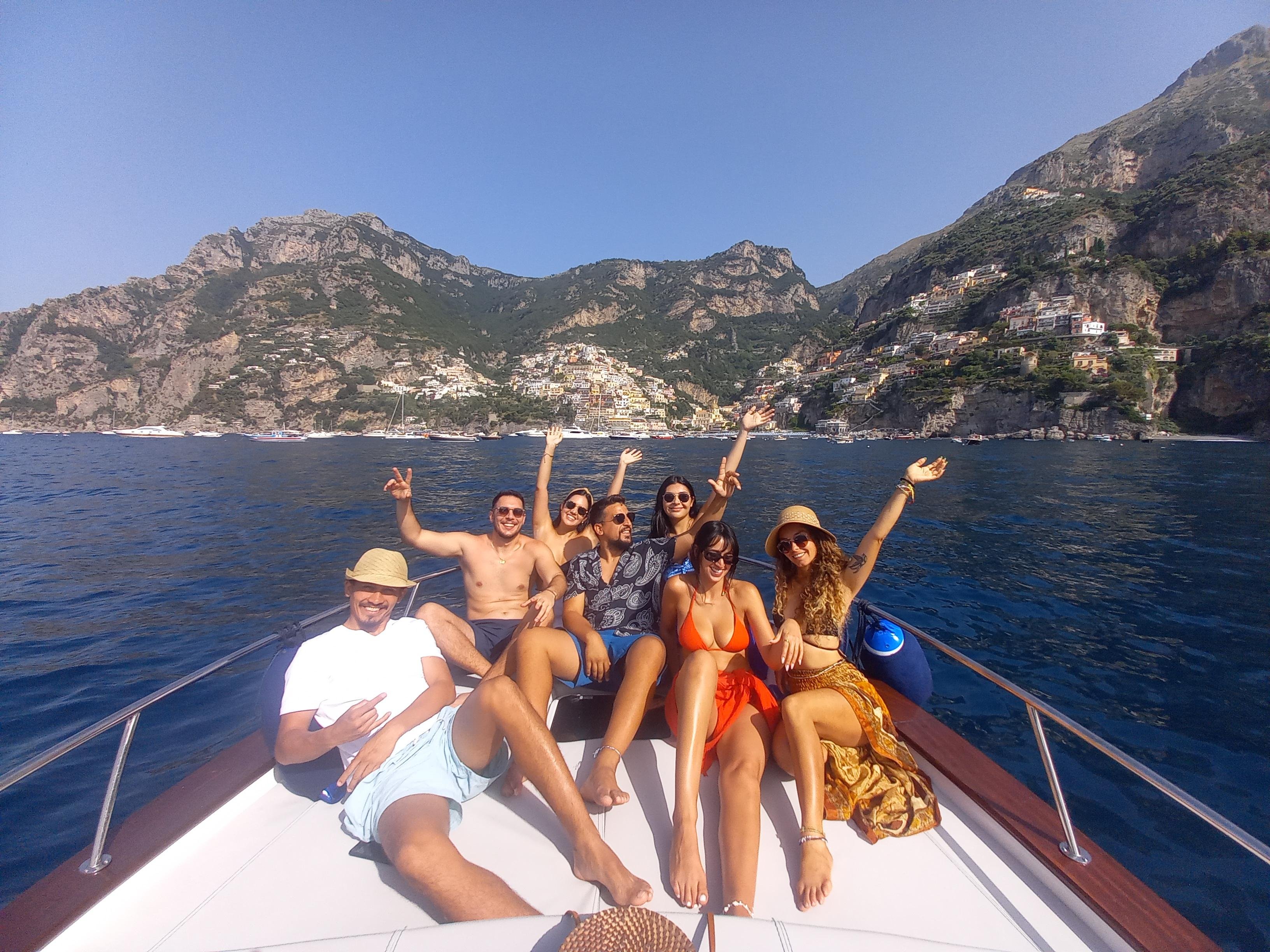 Private Full-Day Amalfi Coast Boat Tour from Positano or Praiano