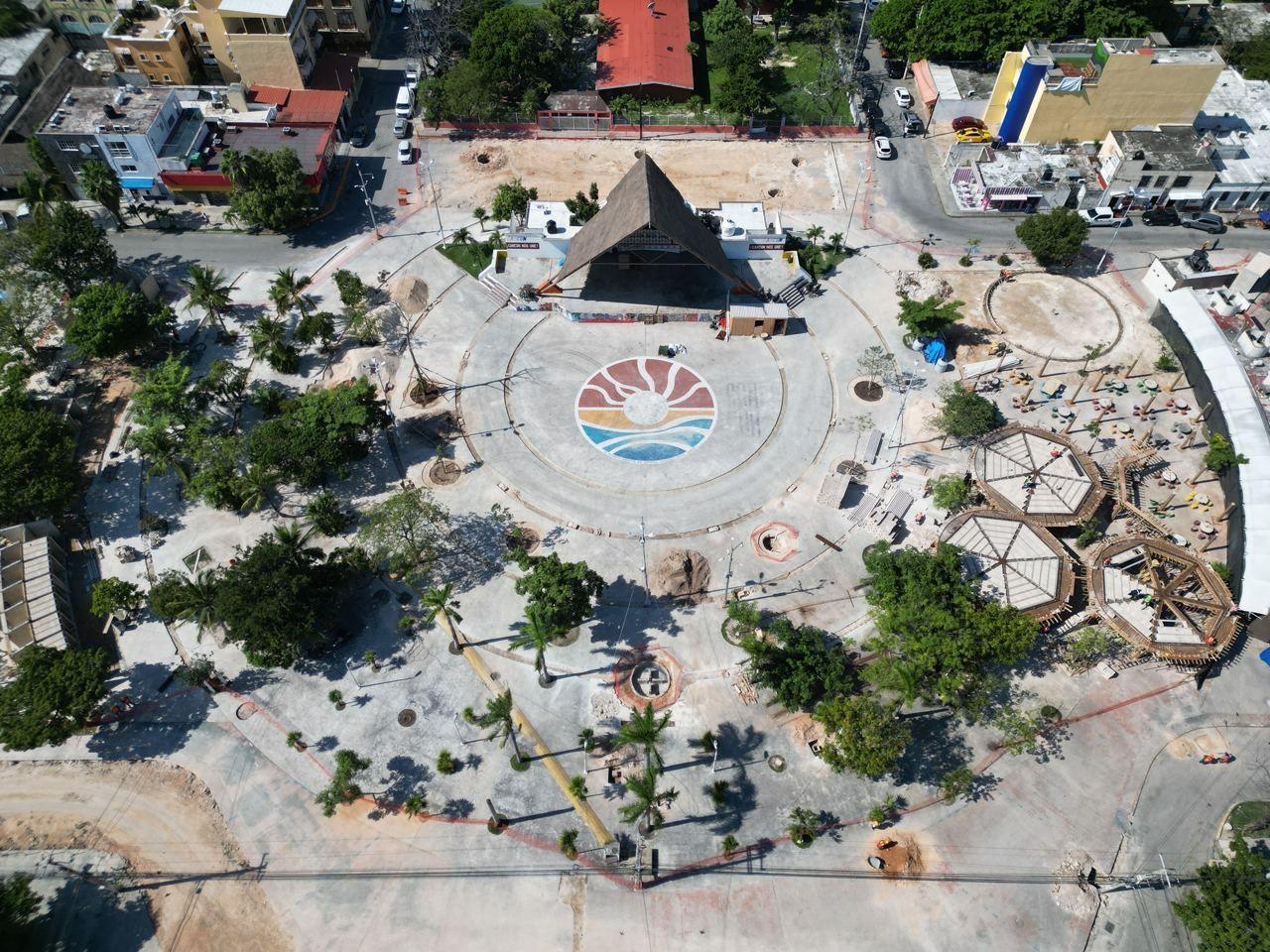 Downtown Cancun Evening Walk & Street Food Tour