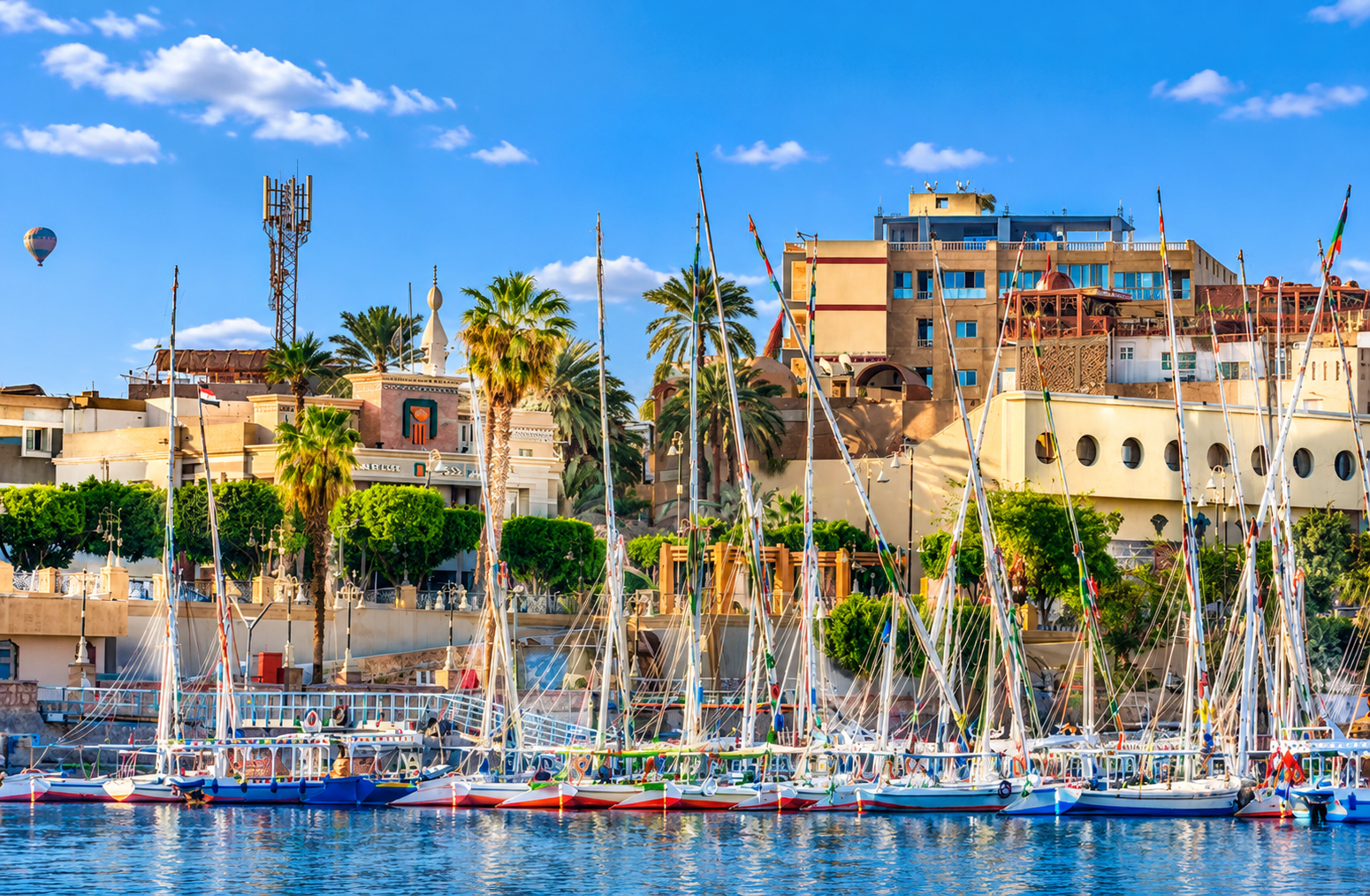 Hurghada: Luxor Valley of the Kings & Tutankhamun Tomb Trip