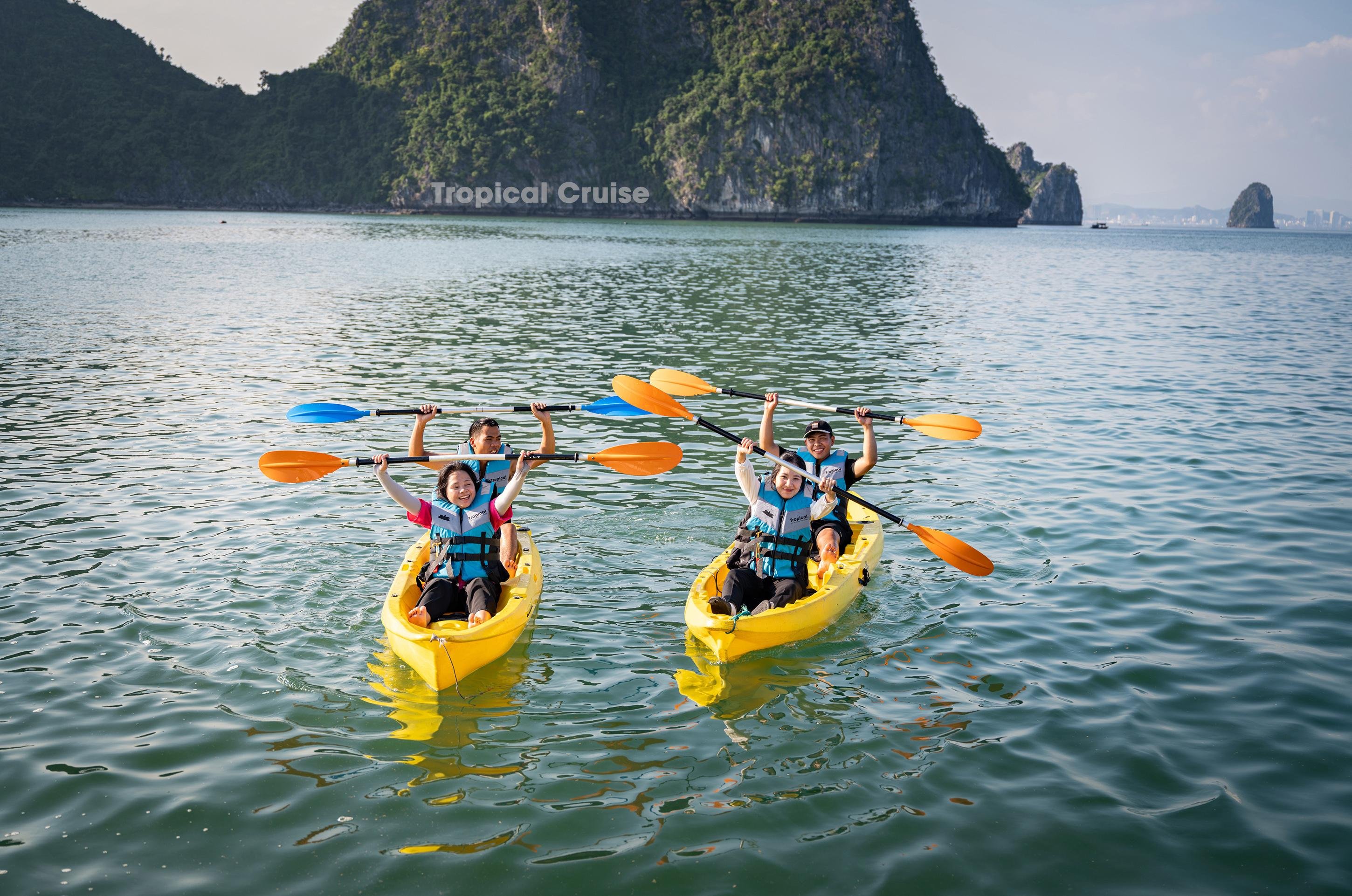 Ha Long to Lan Ha Bay Full-Day Cruise from Hanoi