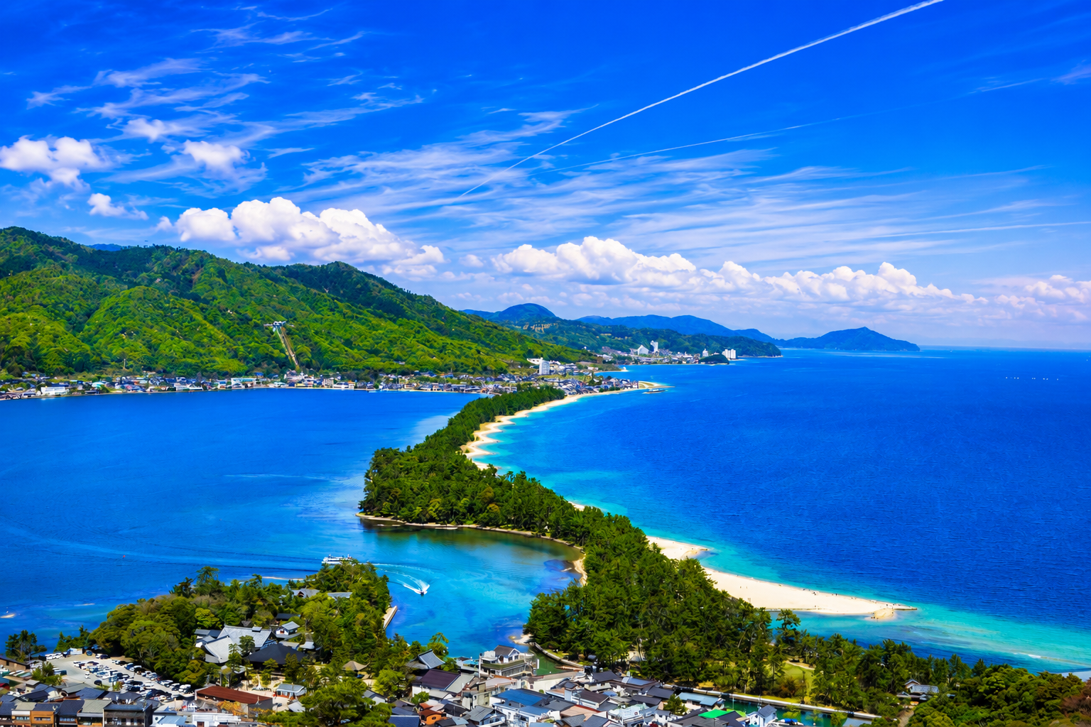 Amanohashidate & Miyama Thatched Village Day Tour from Osaka/Kyoto