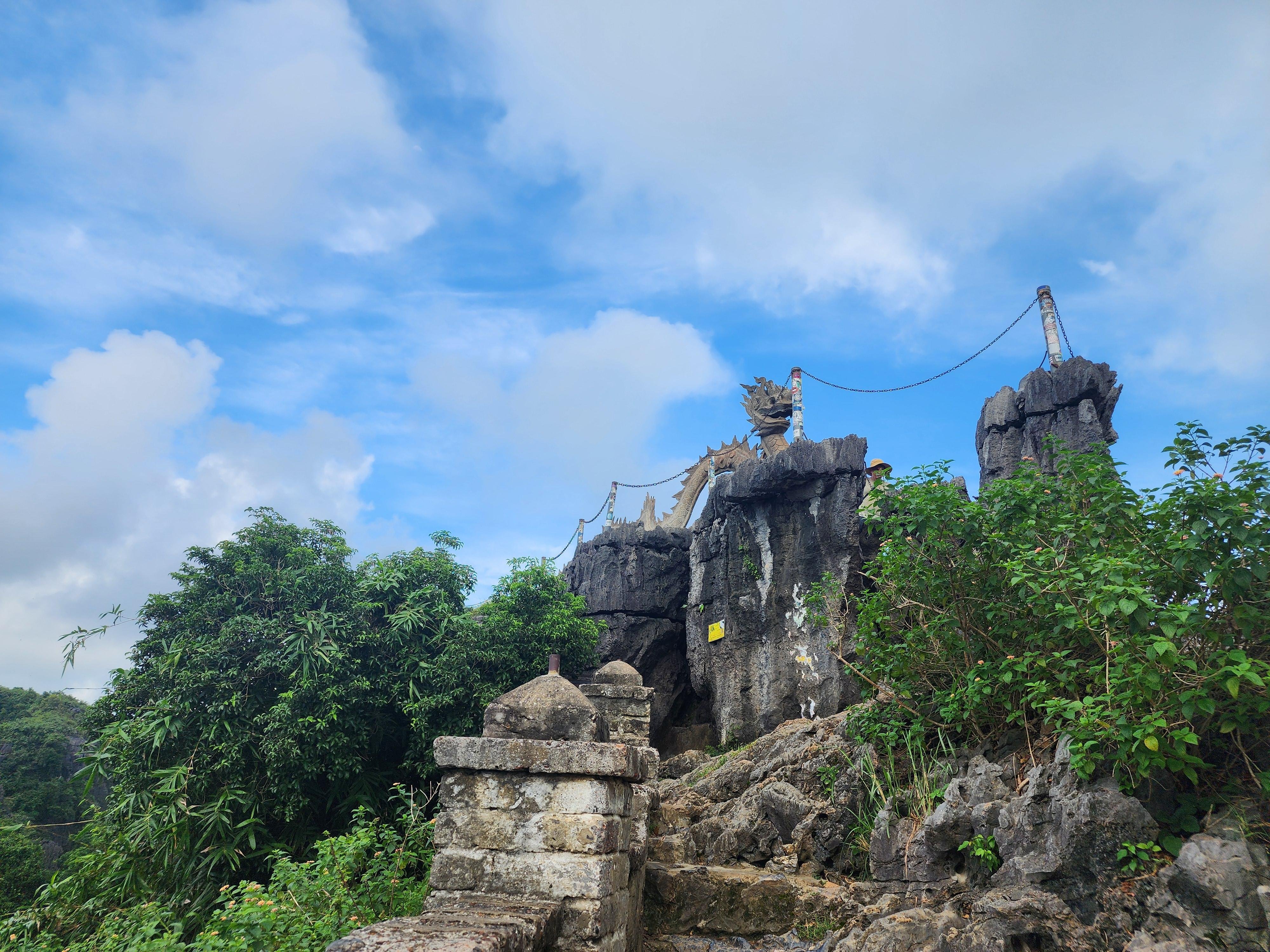 2-Day Ninh Binh & Ha Long Bay Adventure from Hanoi