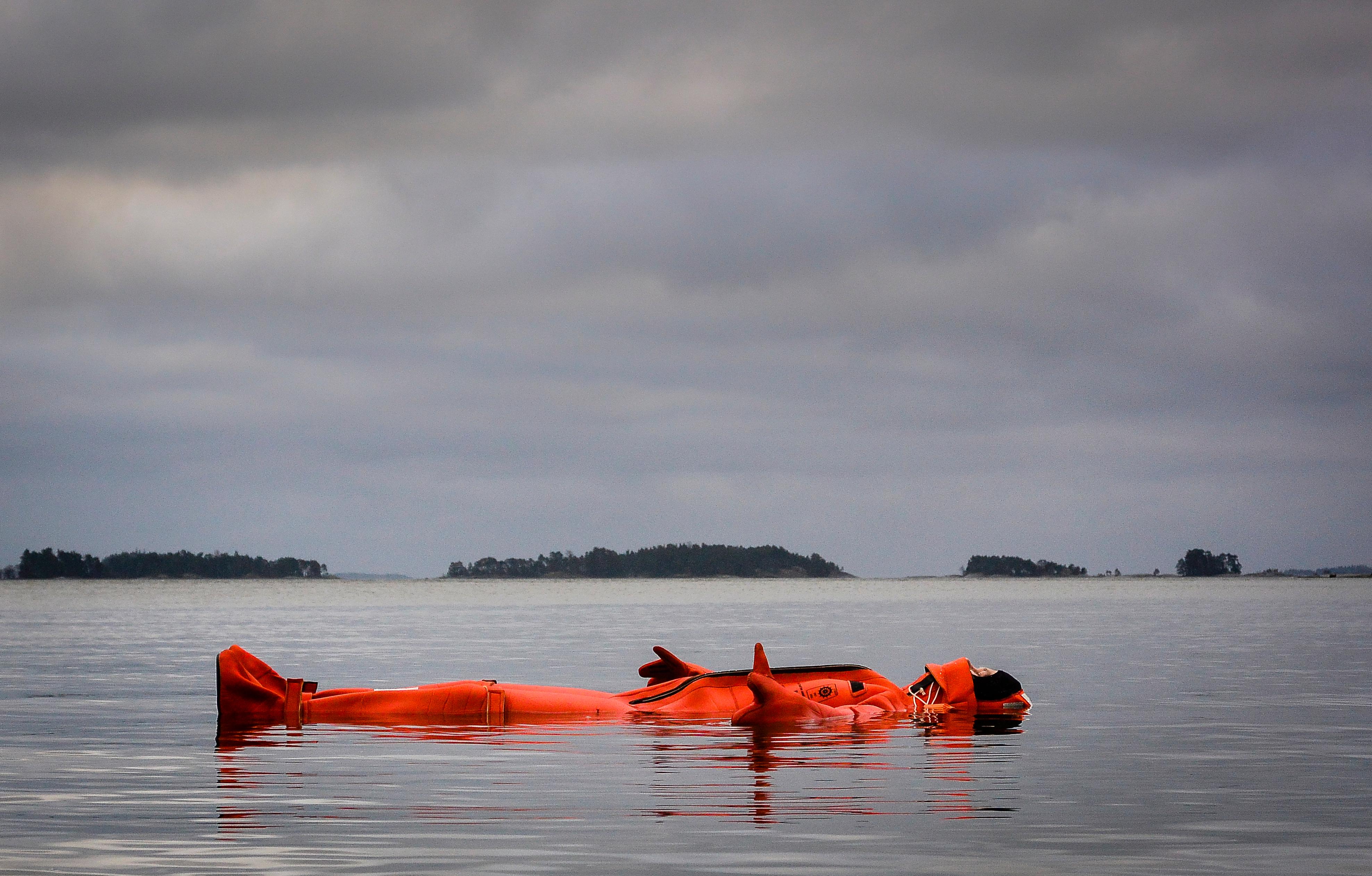 Helsinki Floating Experience in Survival Suit