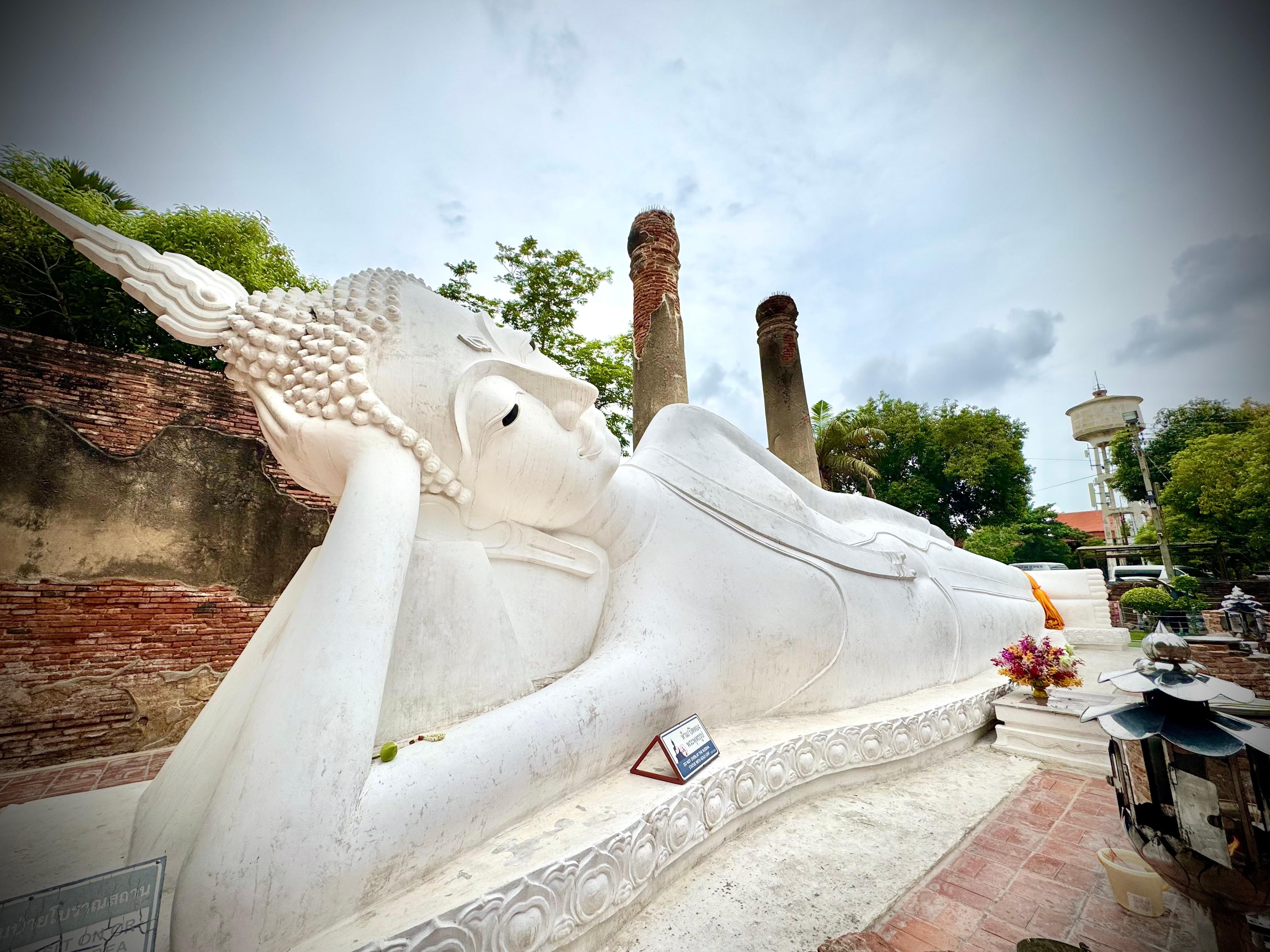 Bangkok to Ayutthaya Day Trip with Boat Ride & Temple Tickets