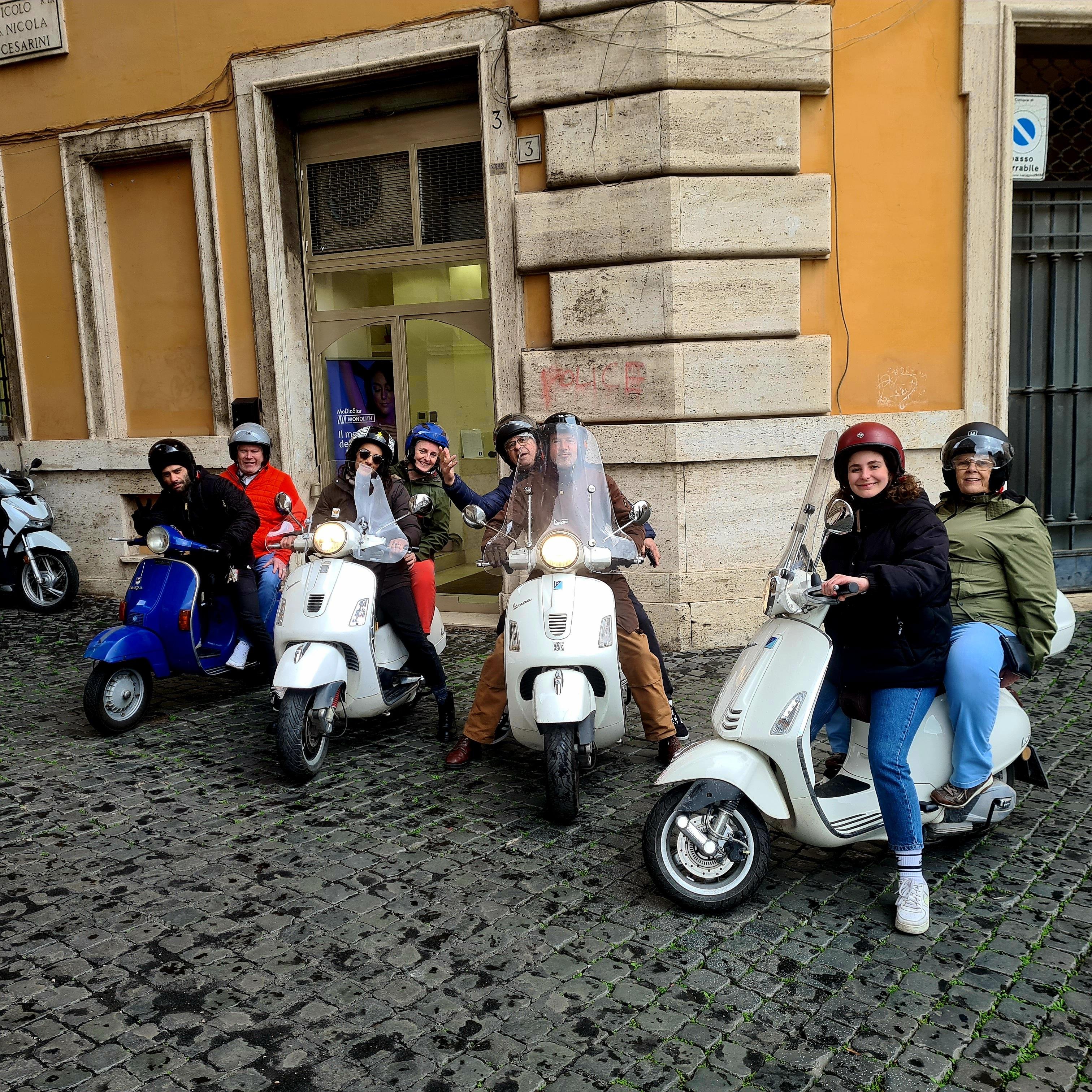 self drive vespa rome rental 125cc guided convoy — image 11