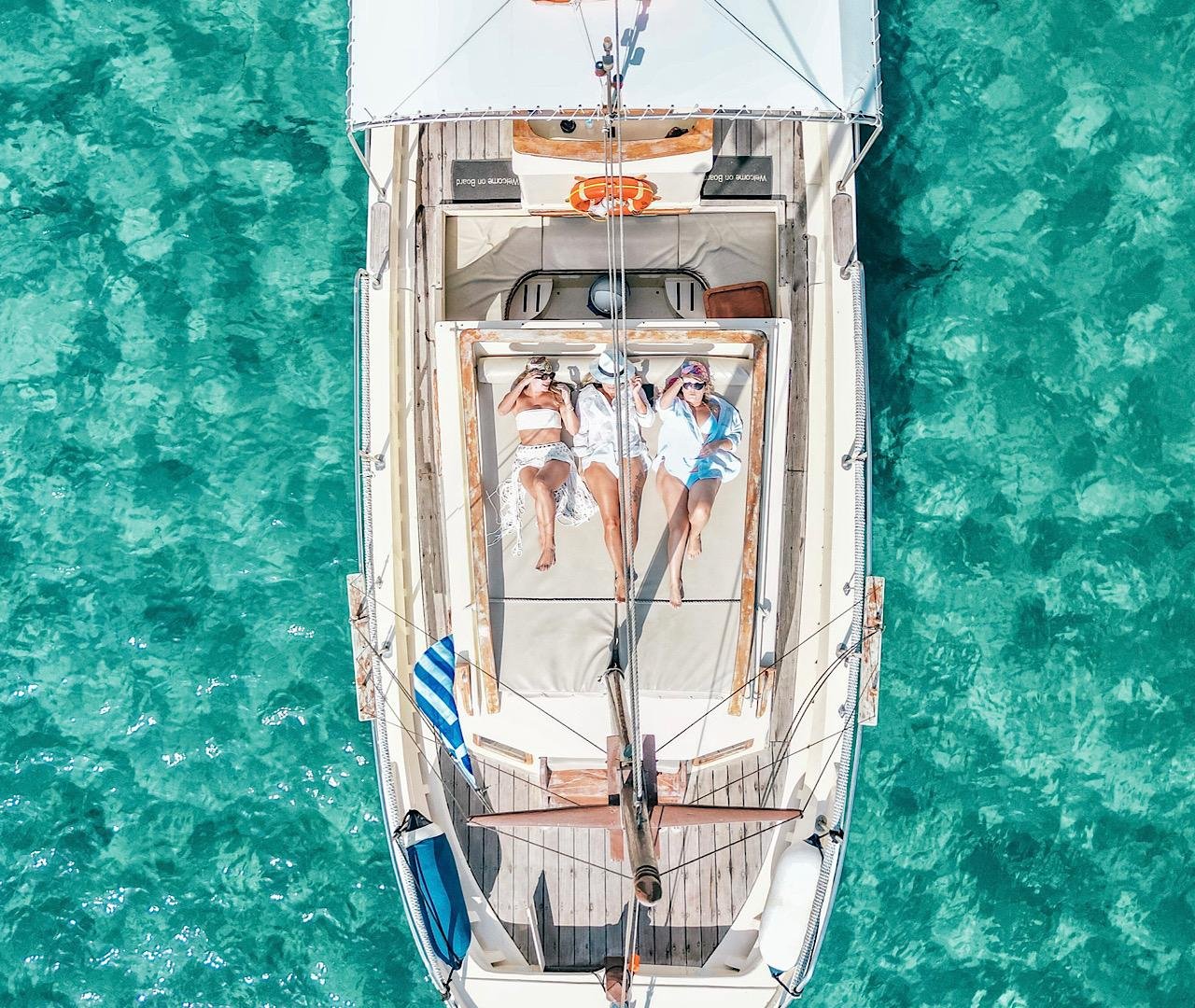 Private Mykonos Sunset Boat Charter