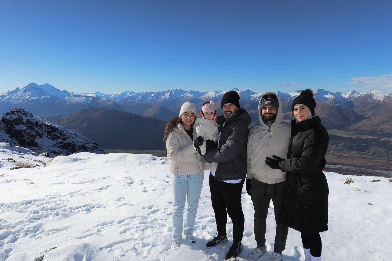 Queenstown Helicopter Flight with Snow Landing
