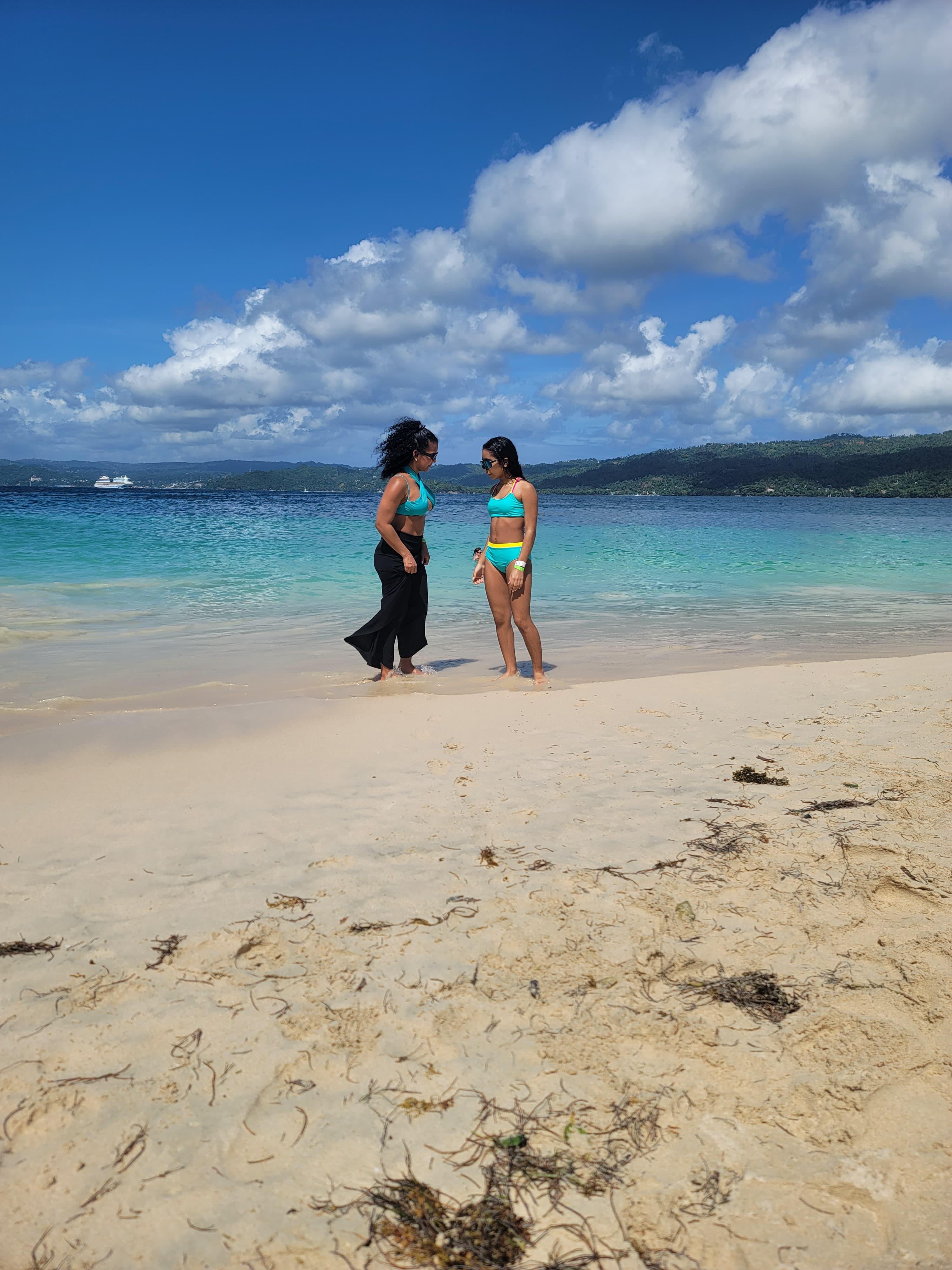 Samaná Bay & El Limón Waterfall Full-Day Adventure