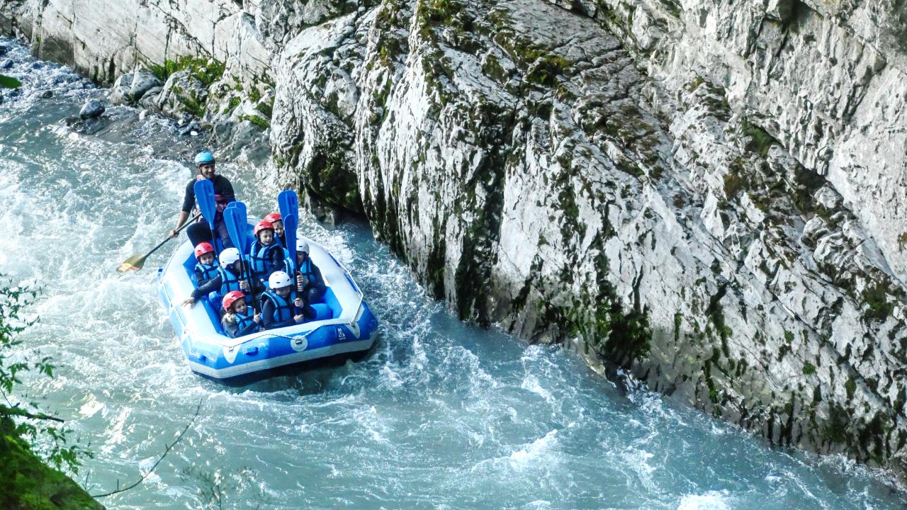 Giffre River Whitewater Rafting Tour, Samoëns